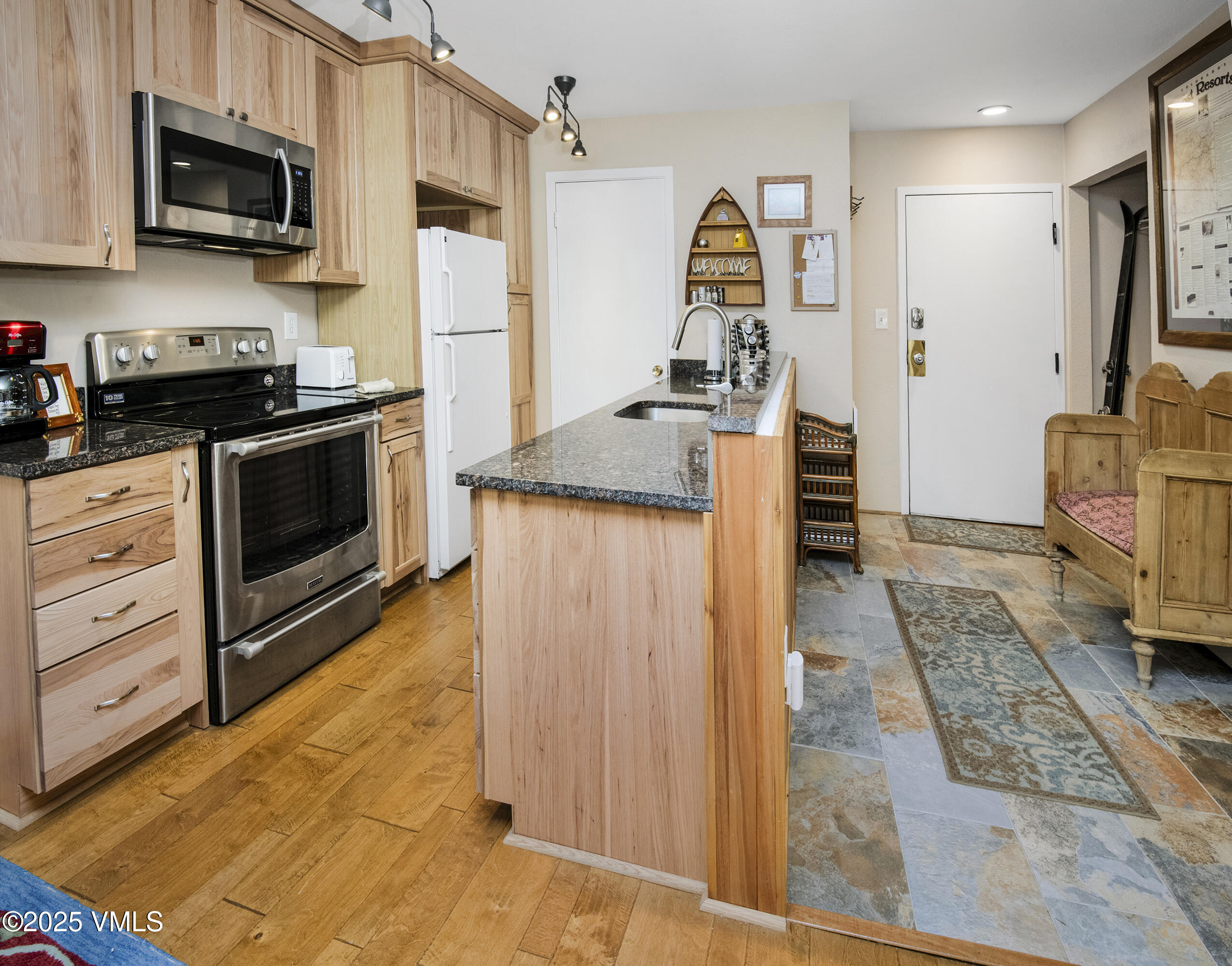 3931 Bighorn Road 5-m Property Photo 4