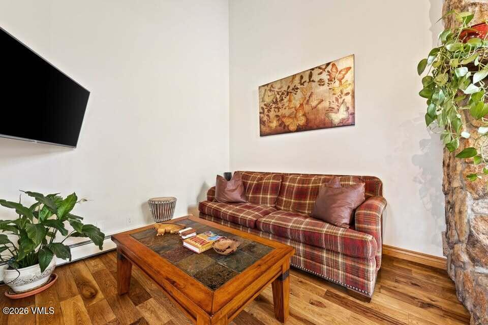 57 E Riverside Road Property Photo 24
