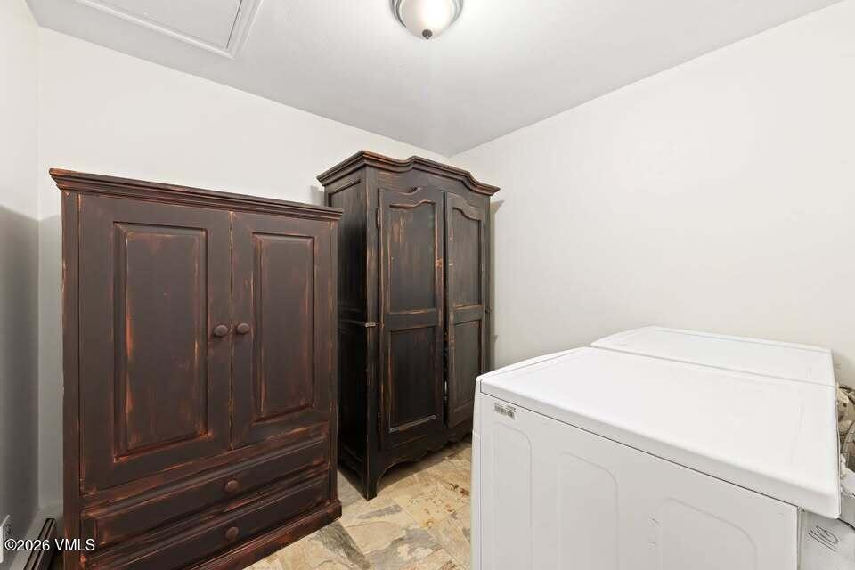 57 E Riverside Road Property Photo 36