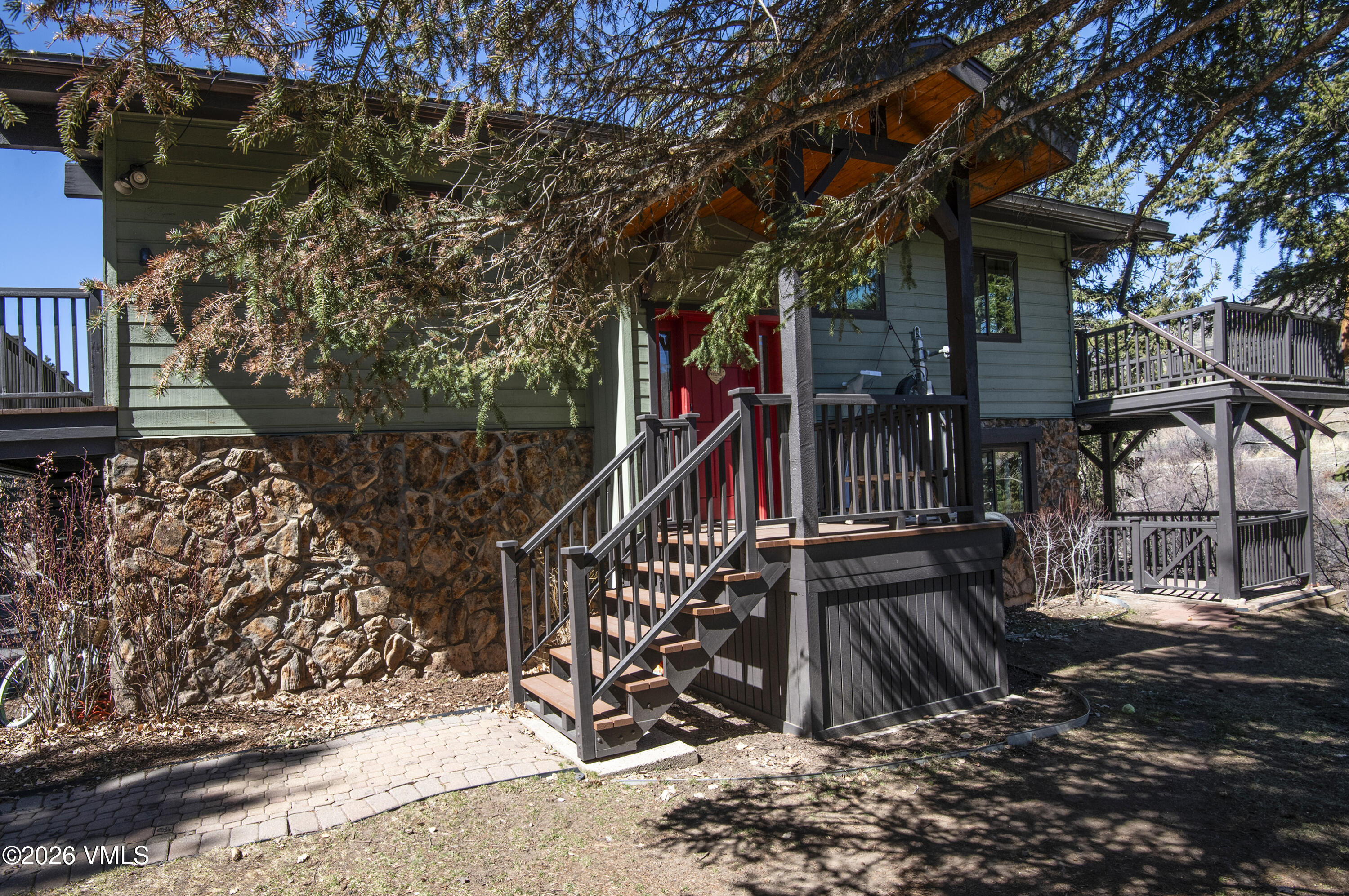 57 E Riverside Road Property Photo 61