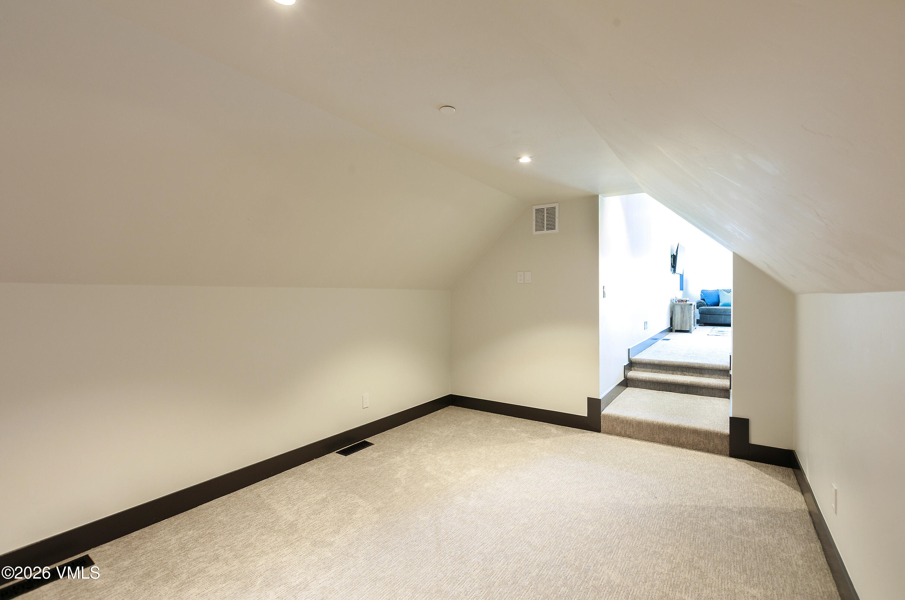 19 Aster Court Property Photo 28