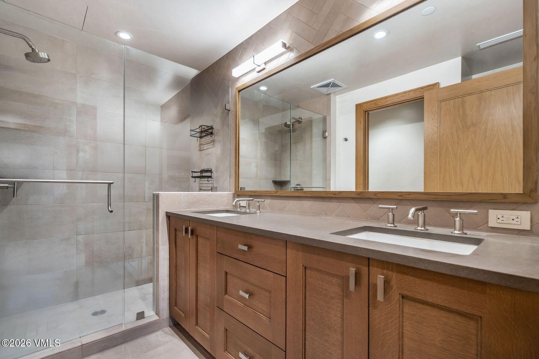 1 Waterfront Way 101 Property Photo 10