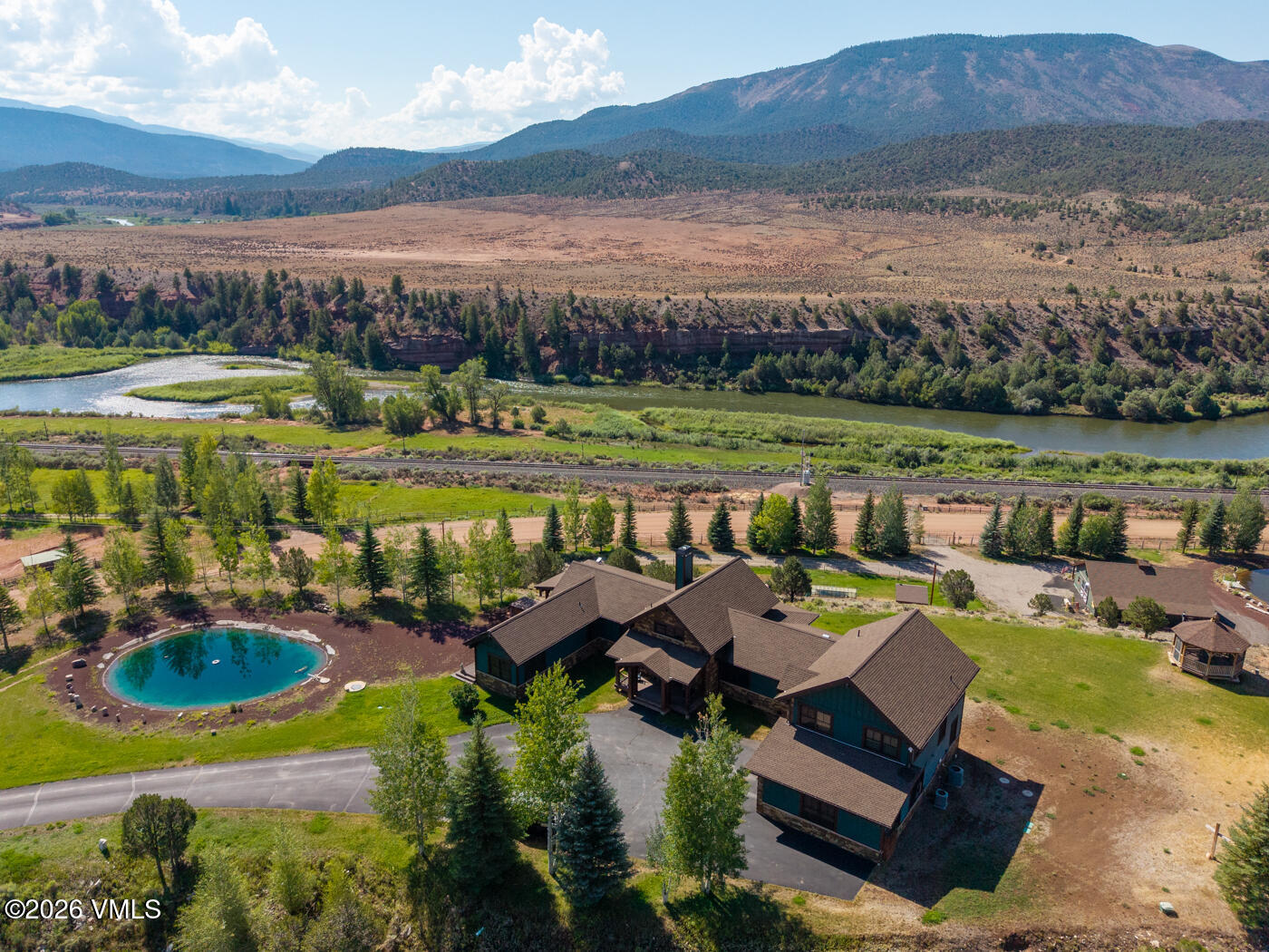 34900 Colorado River Road Property Photo 3