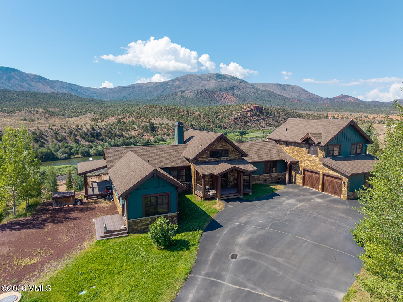 34900 Colorado River Road Property Photo 4