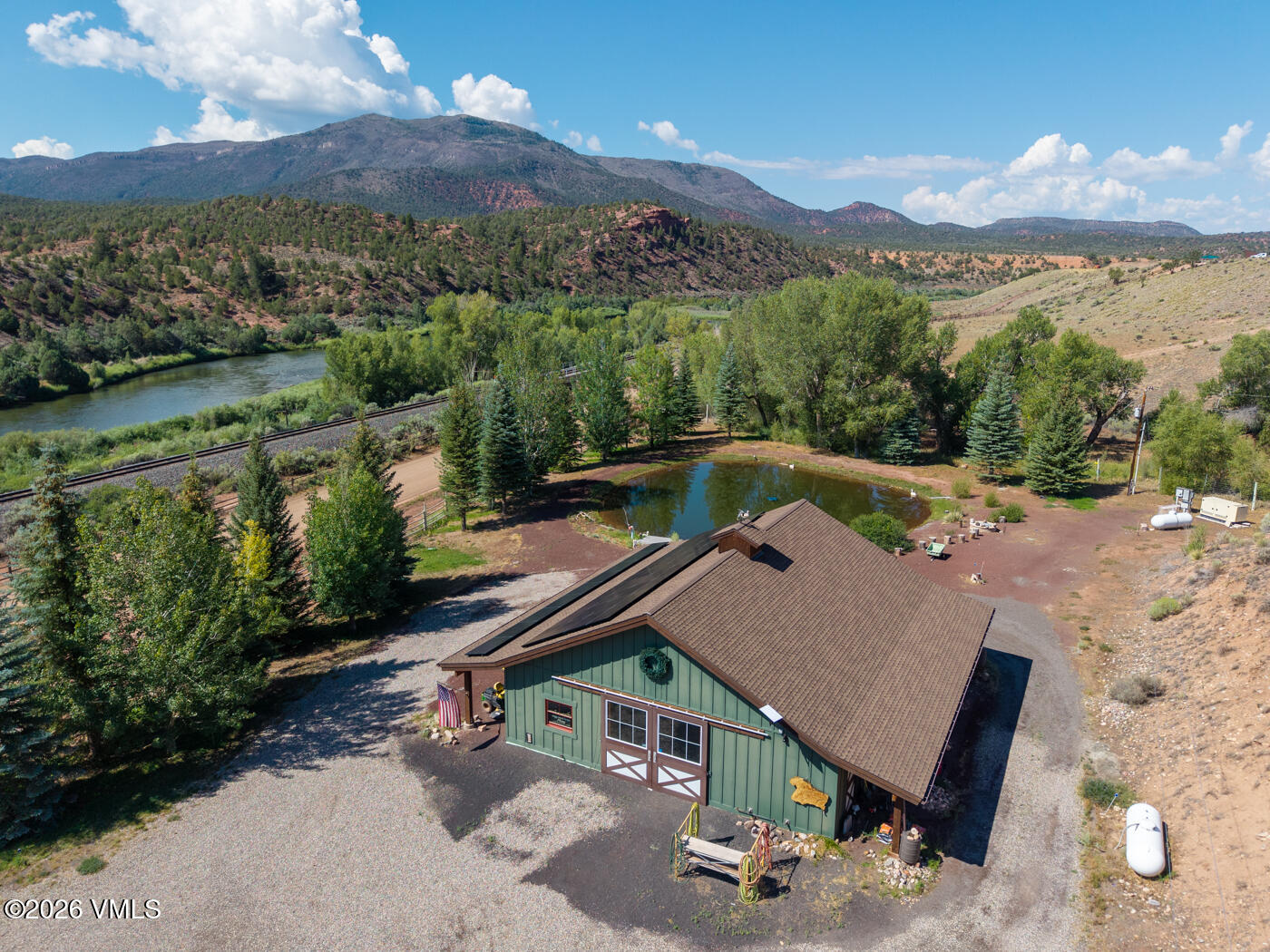 34900 Colorado River Road Property Photo 12