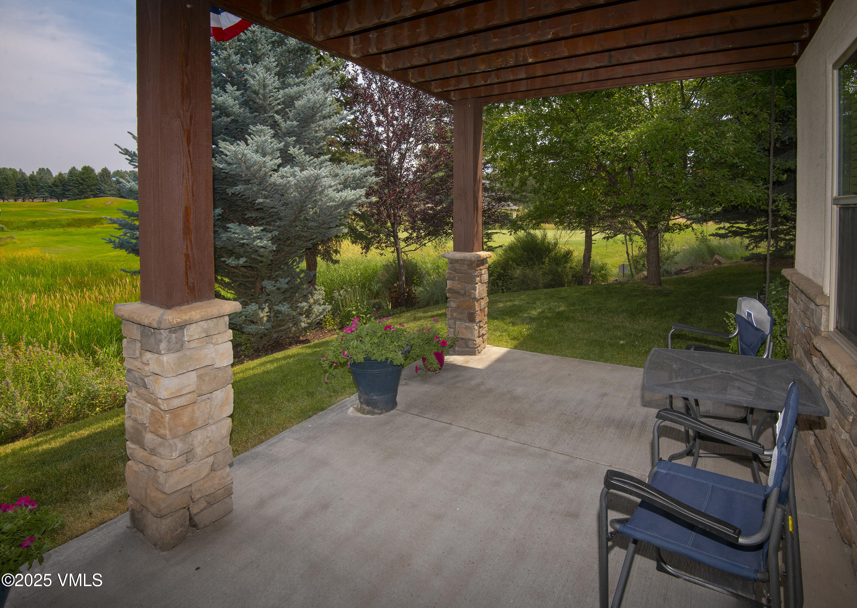 75 Cottage Drive Property Photo 38