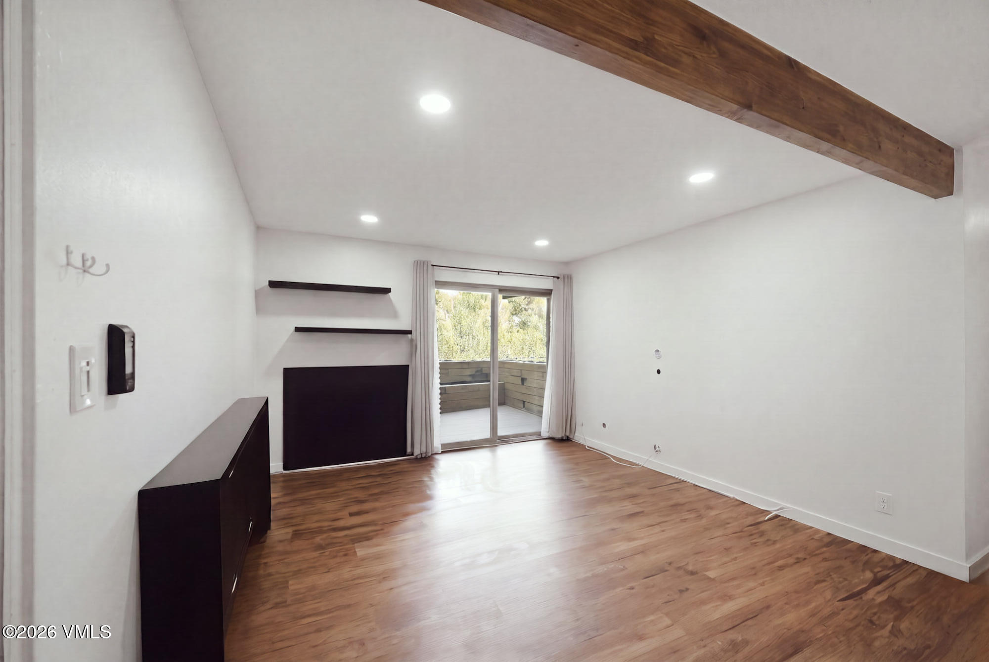 1061 W Beaver Creek Boulevard K104 Property Photo 5