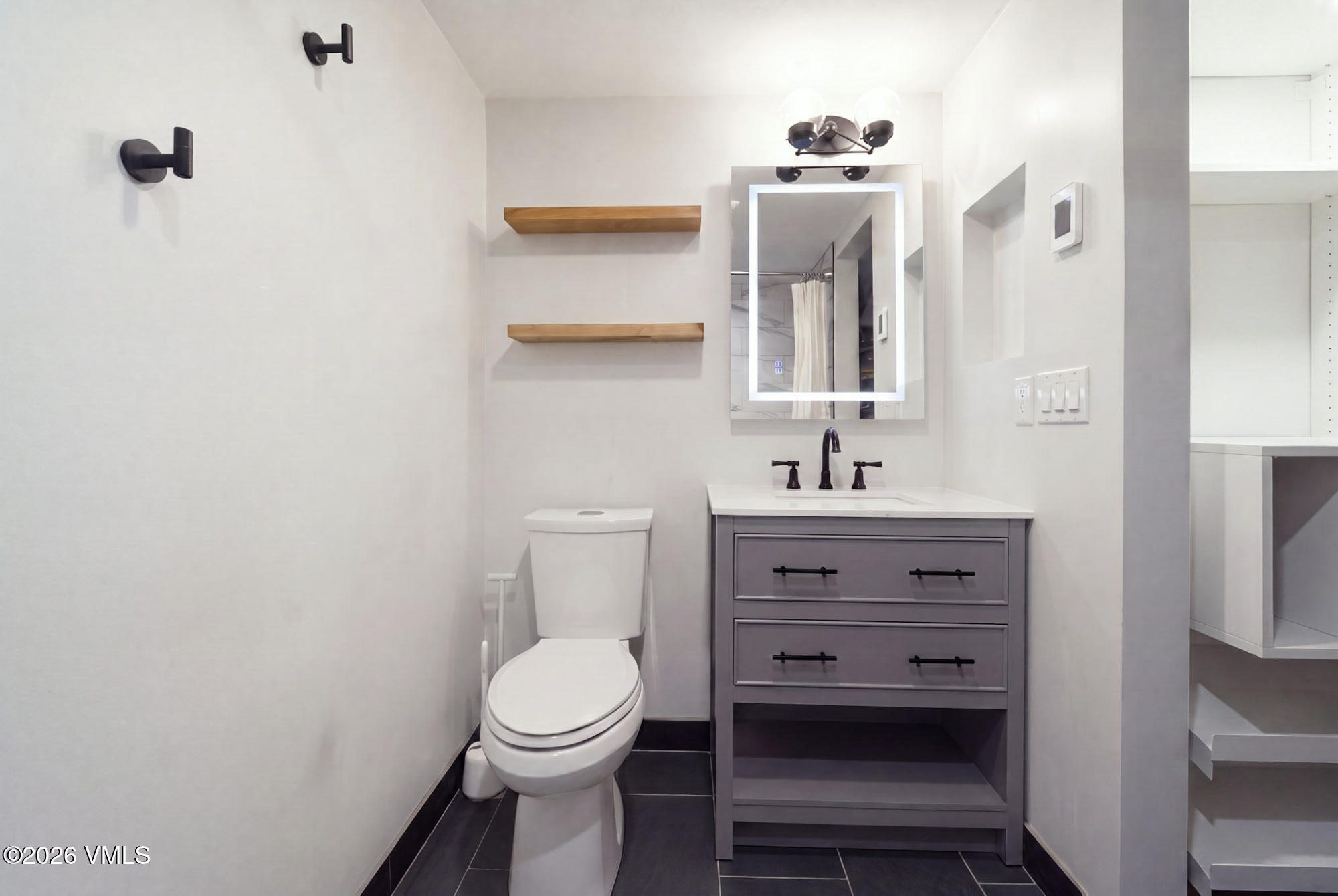 1061 W Beaver Creek Boulevard K104 Property Photo 17