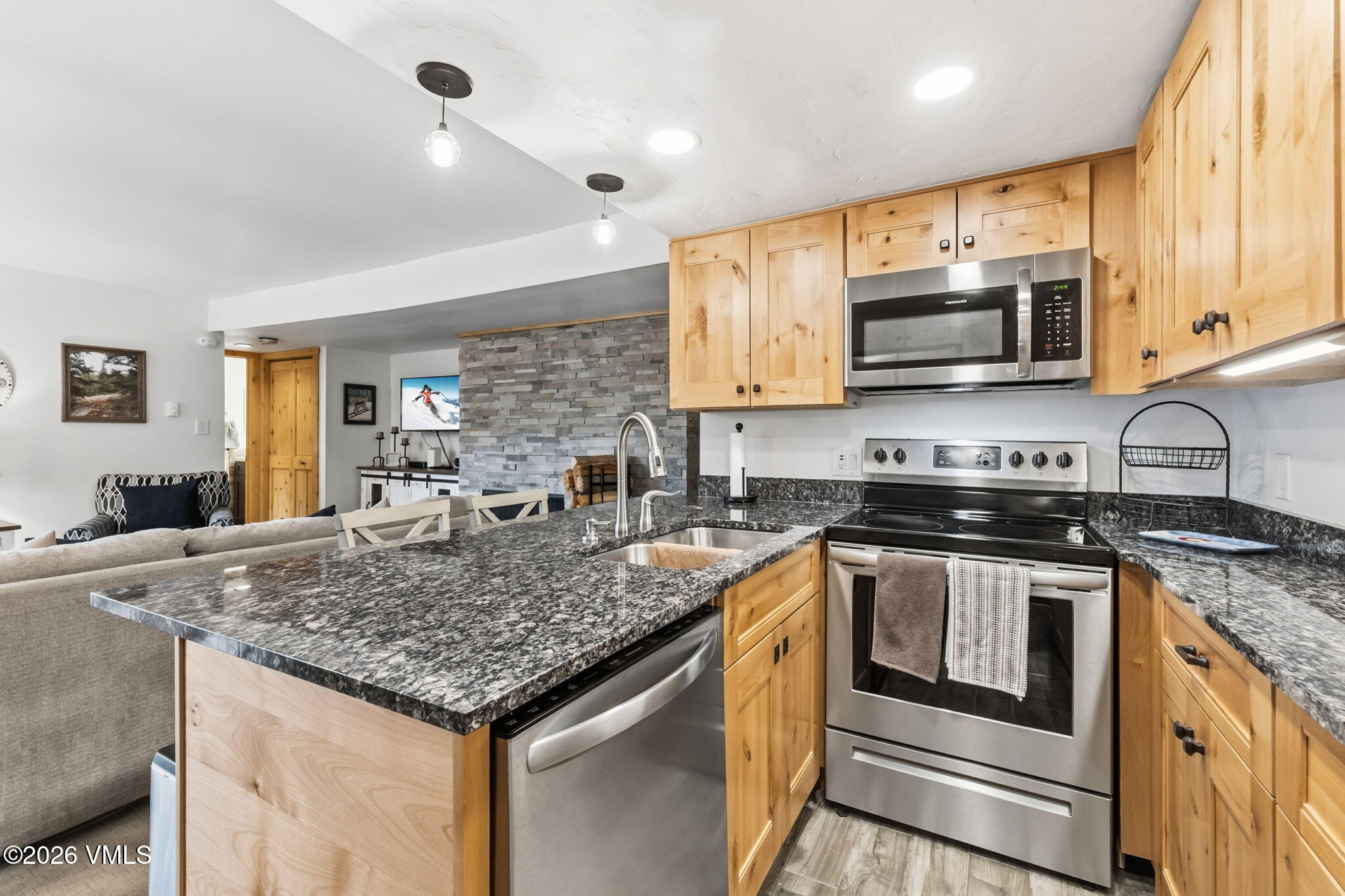 423 Wild Irishman Road Unit 1010 Property Photo 3