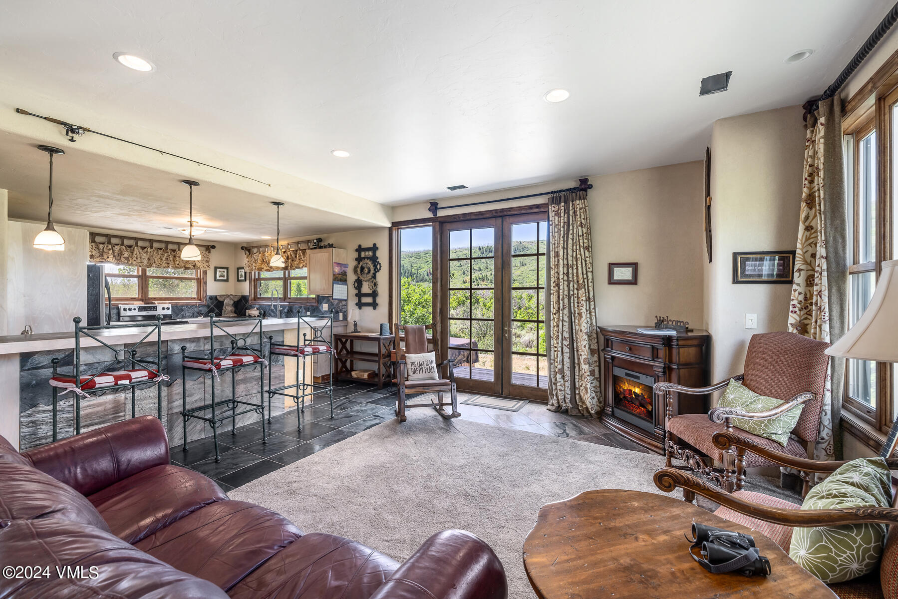 3400 Sweetwater Road Property Photo 4