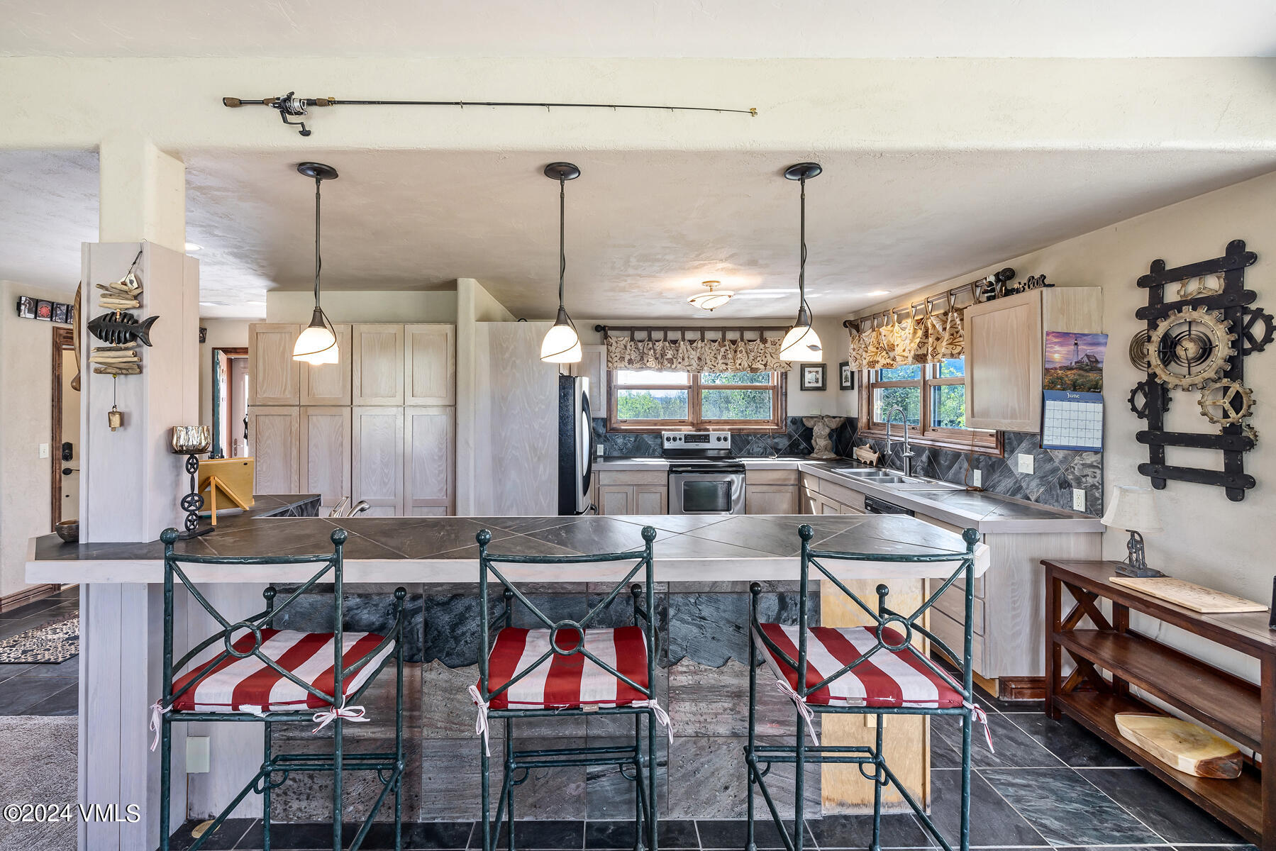 3400 Sweetwater Road Property Photo 8
