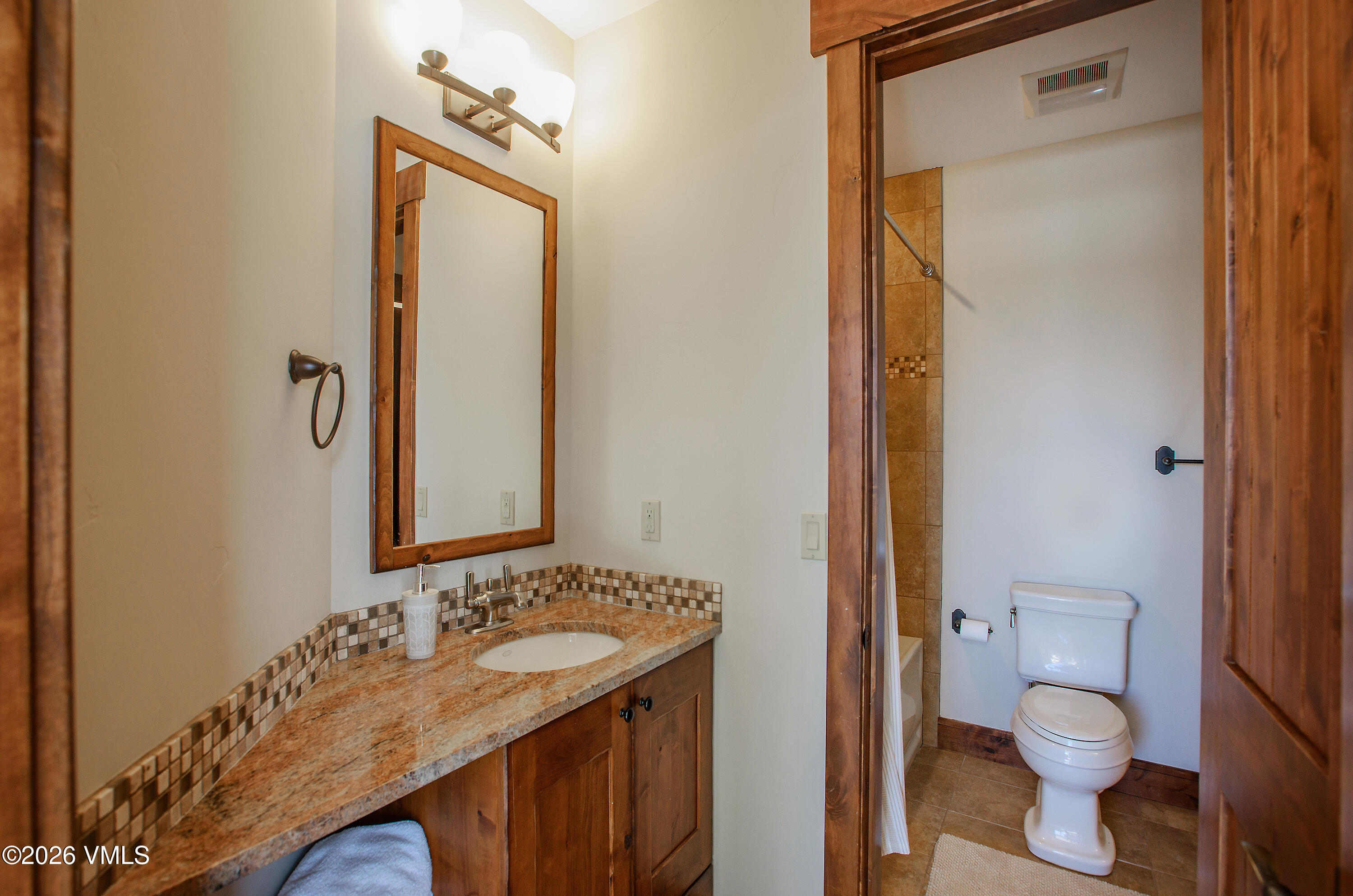 2753 E Haystacker Drive Property Photo 37