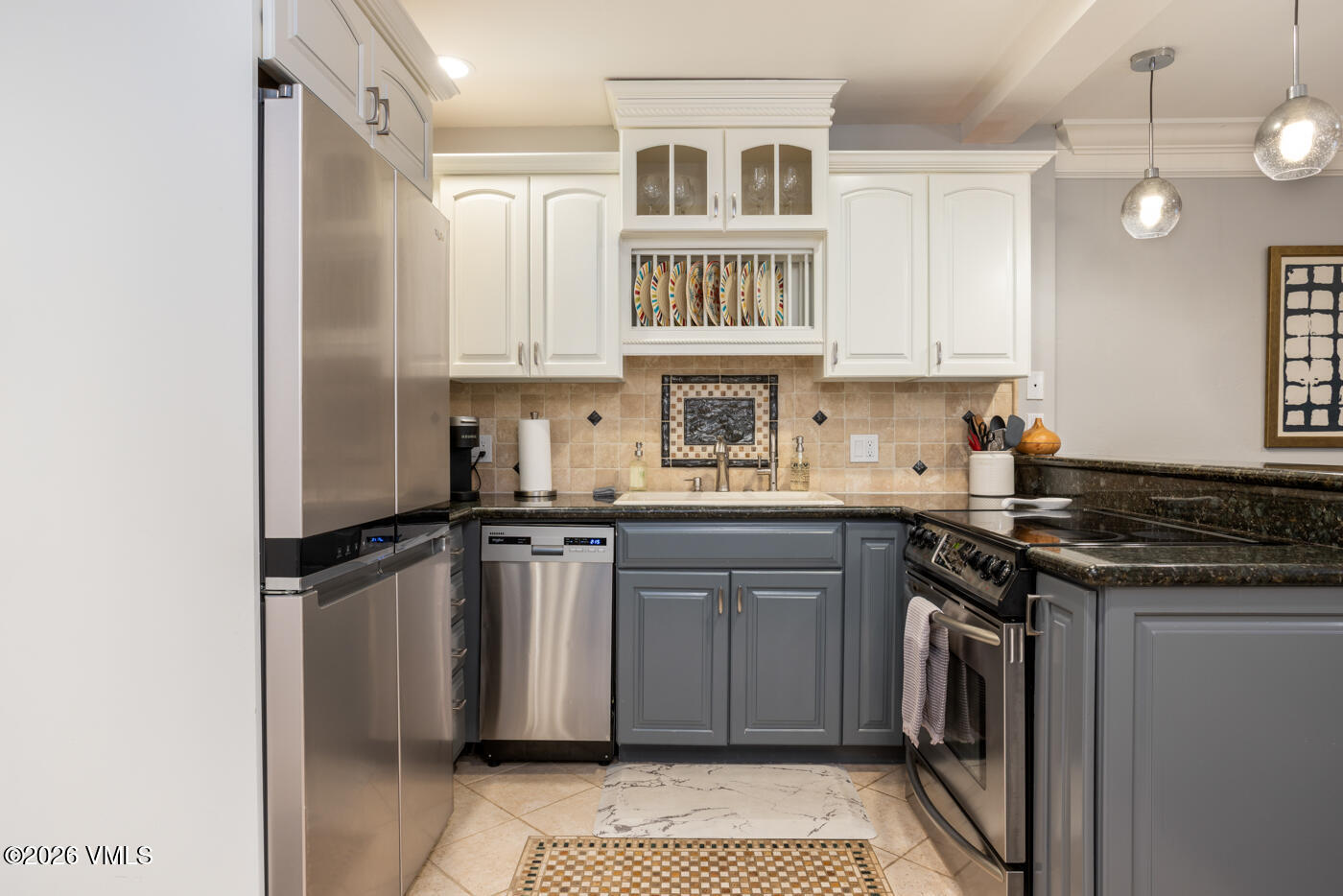 433 Gore Creek 13-b Property Photo 4