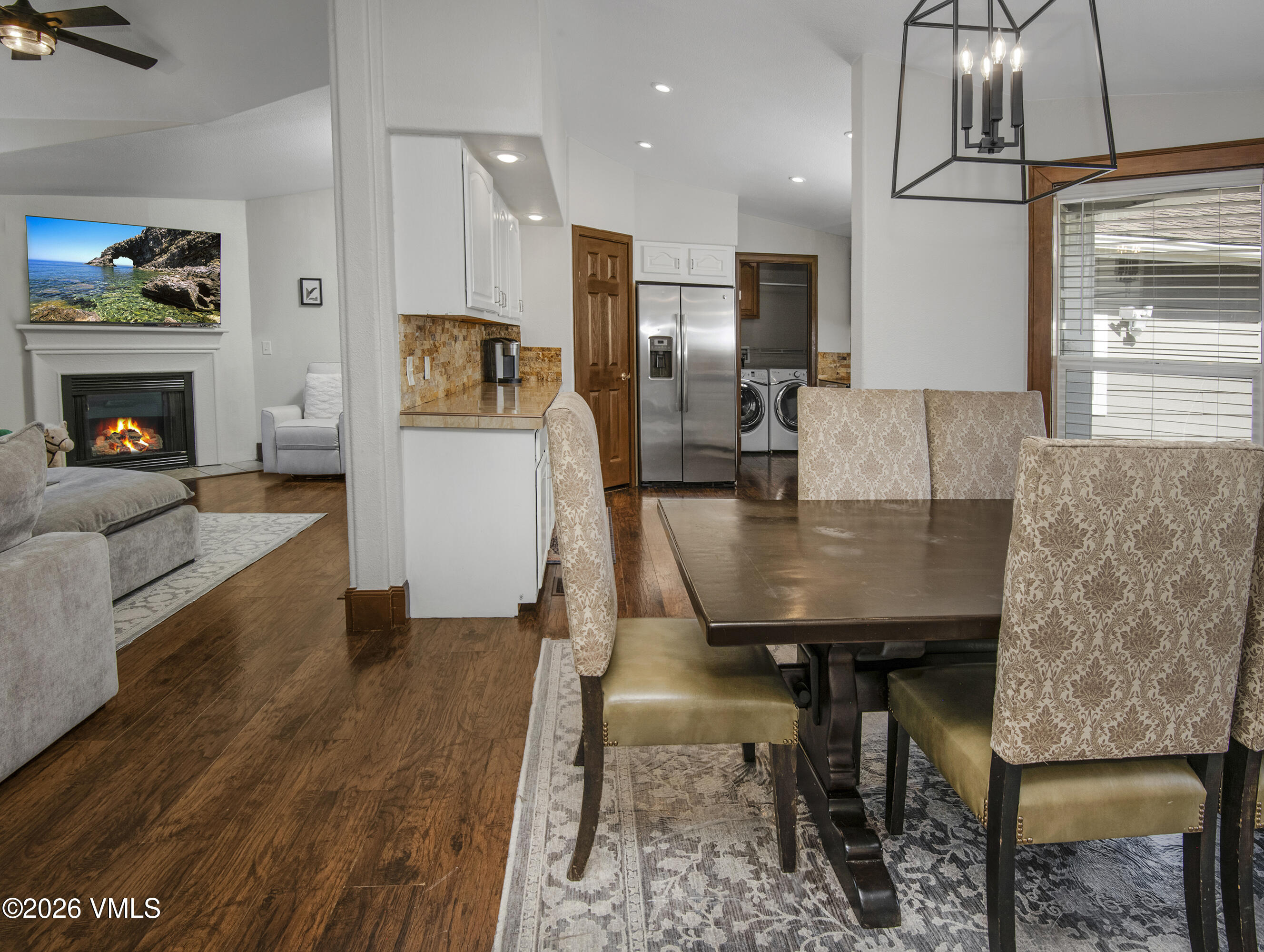 102 Cut Throat Loop Property Photo 3