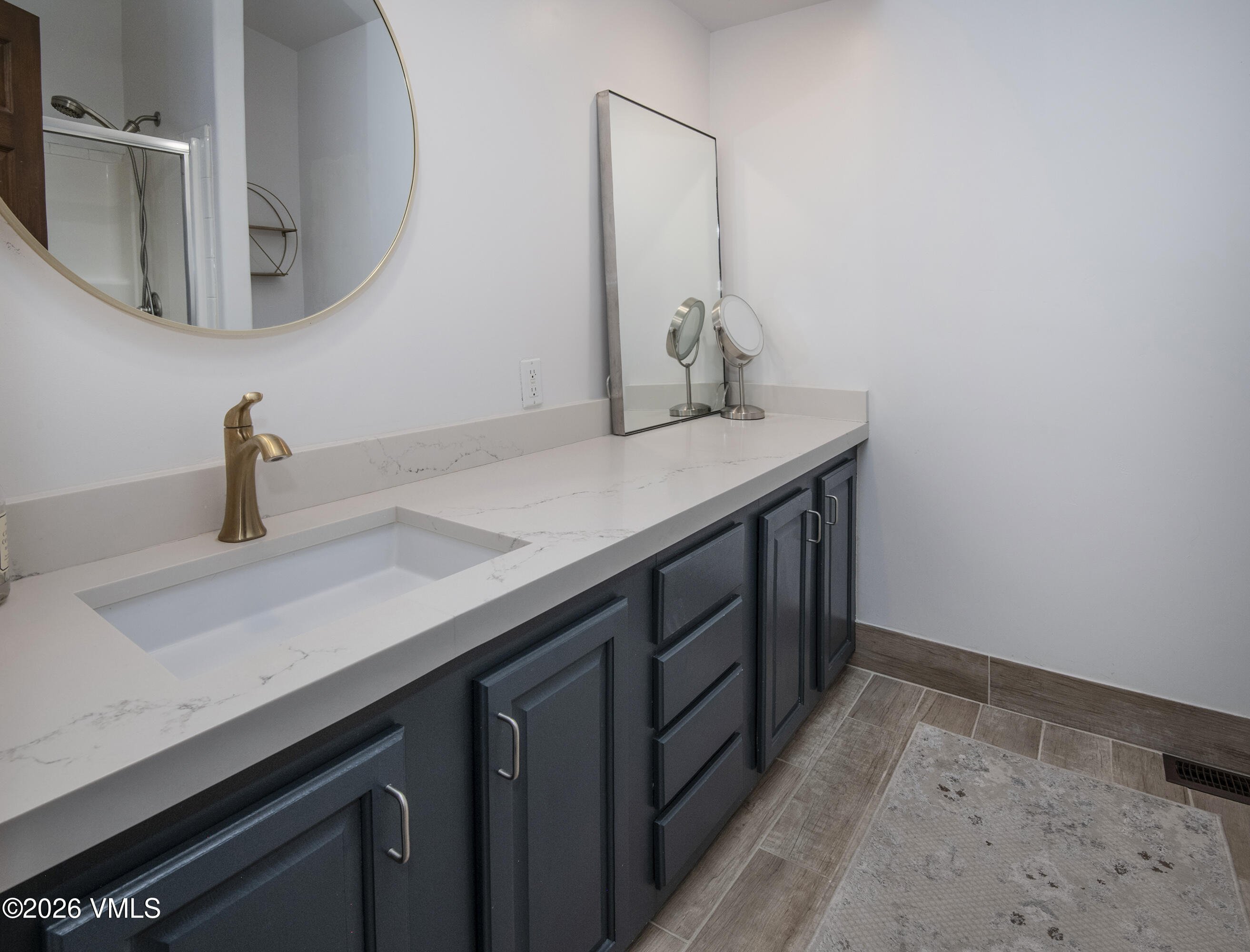 102 Cut Throat Loop Property Photo 13