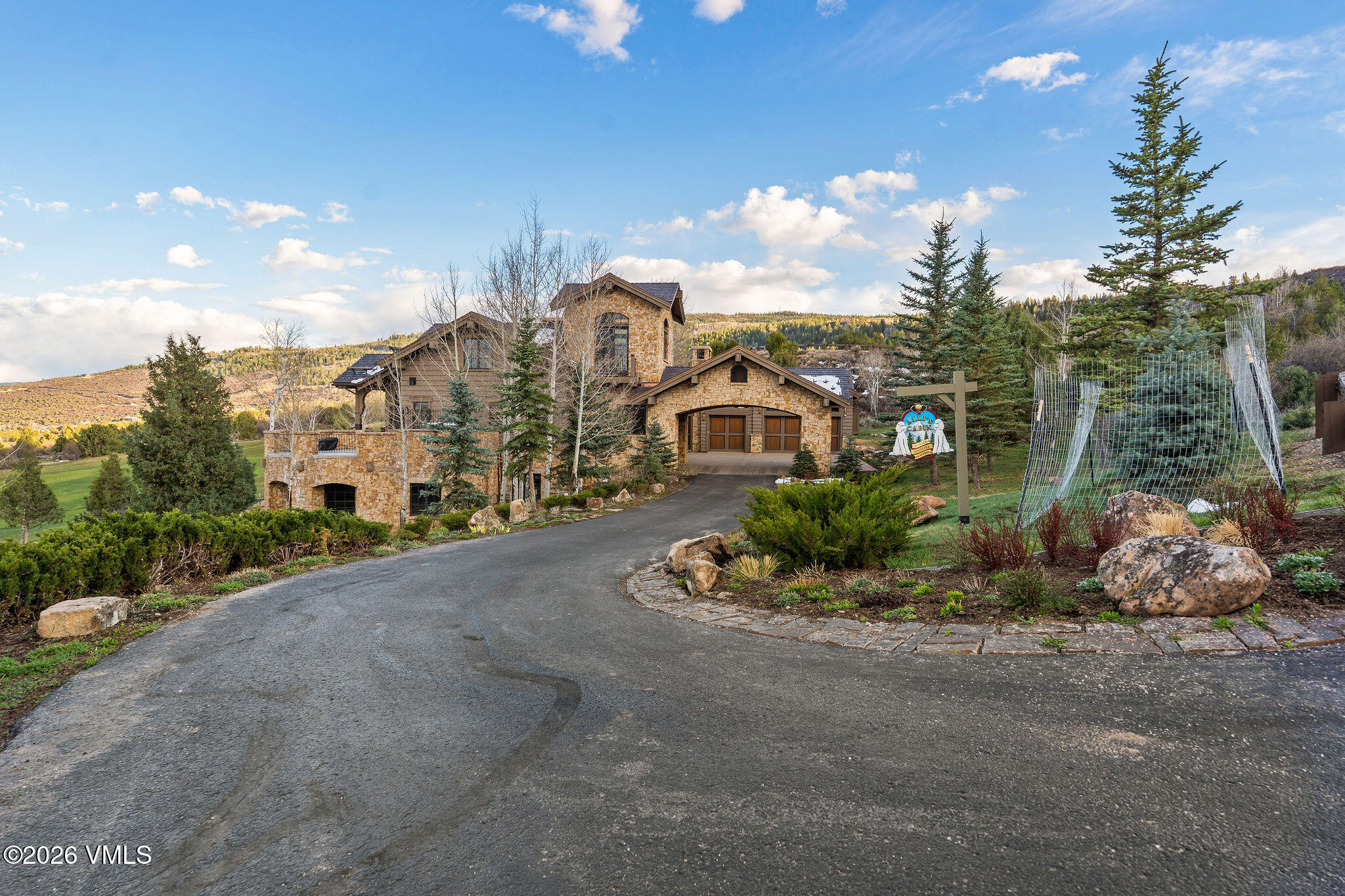 300 Aspen Bluff Lane Property Photo 42