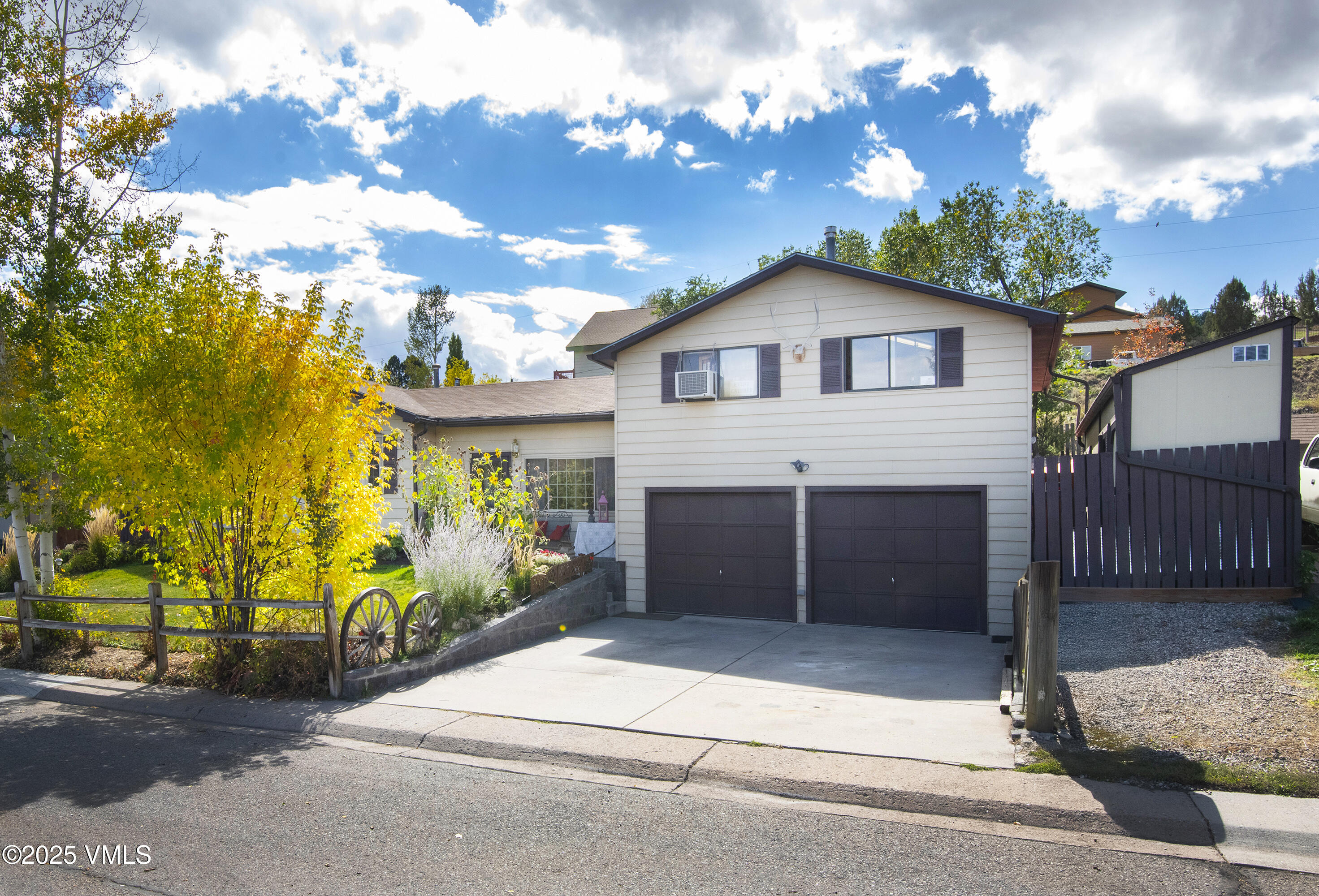 197 Park Street Property Photo 3