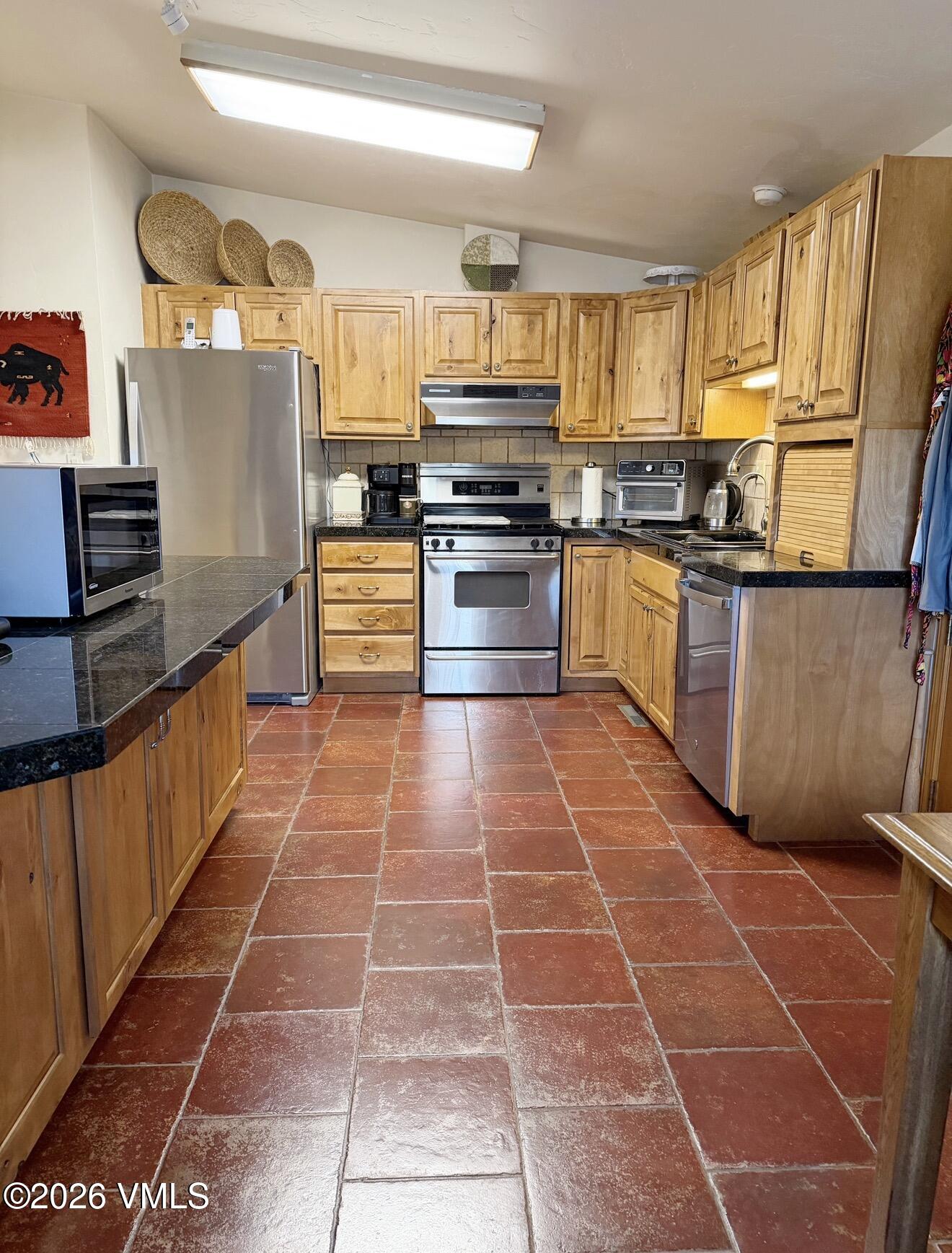 197 Park Street Property Photo 13