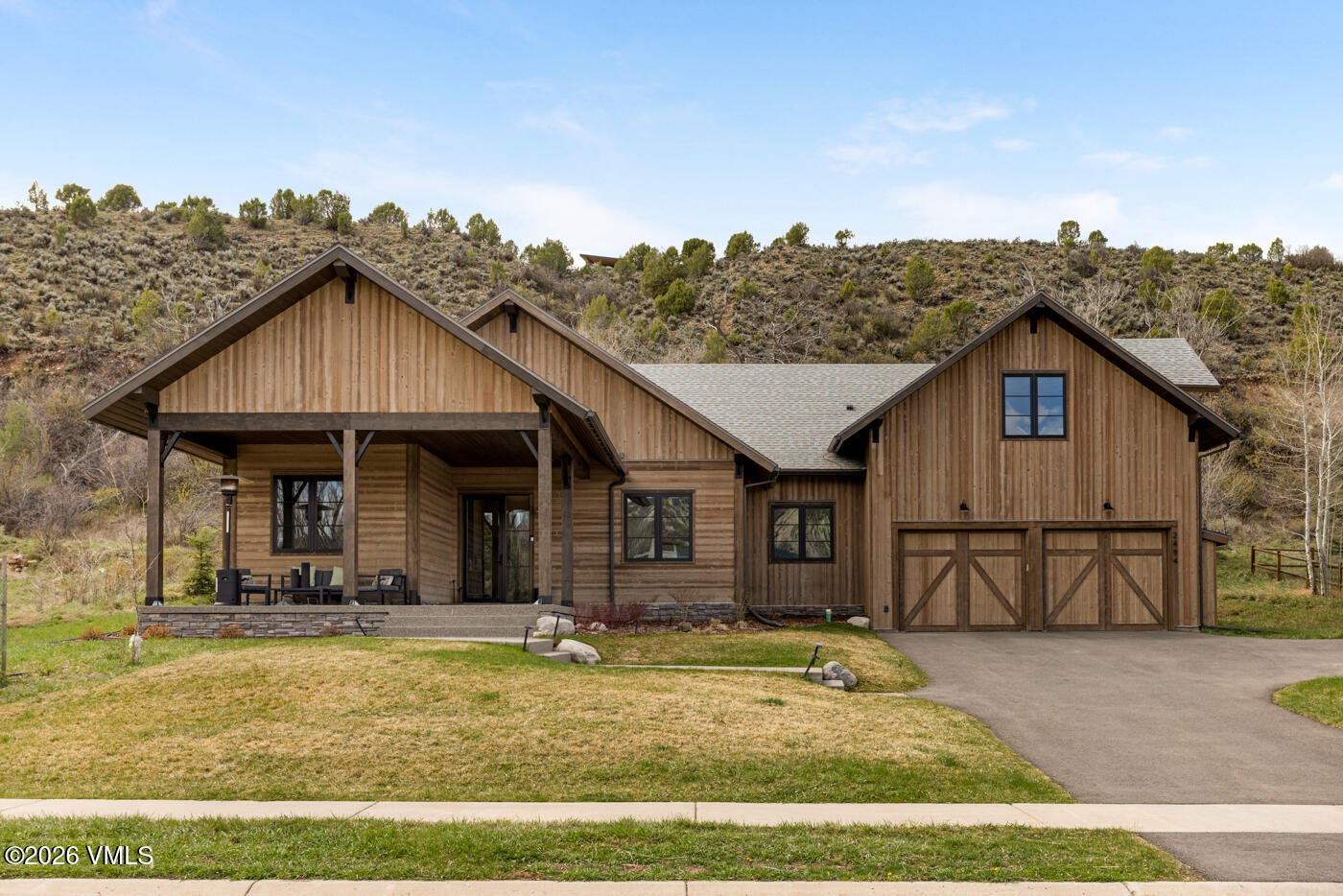 2494 Eagle Ranch Road Property Photo 1