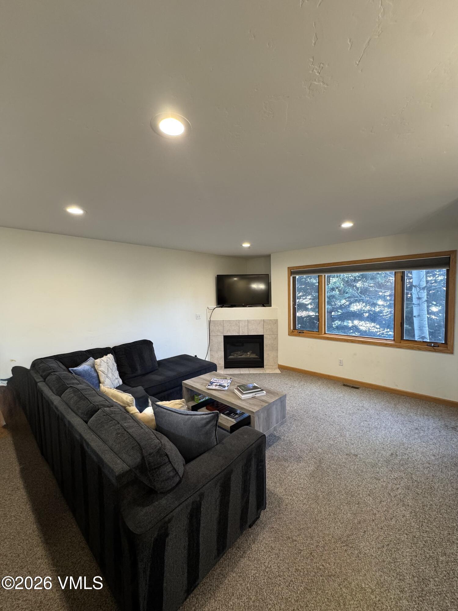 000217 W Beaver Creek Boulevard #e37 Property Photo 3