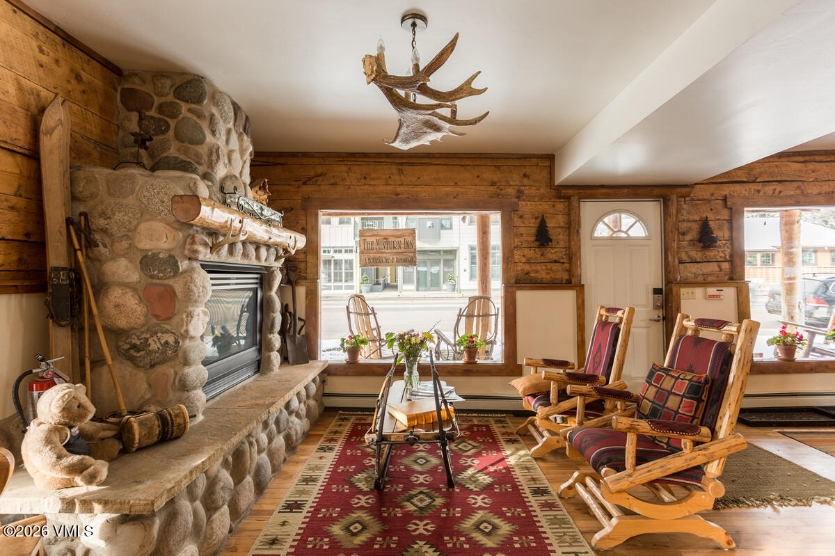 1013945 Property Photo 4