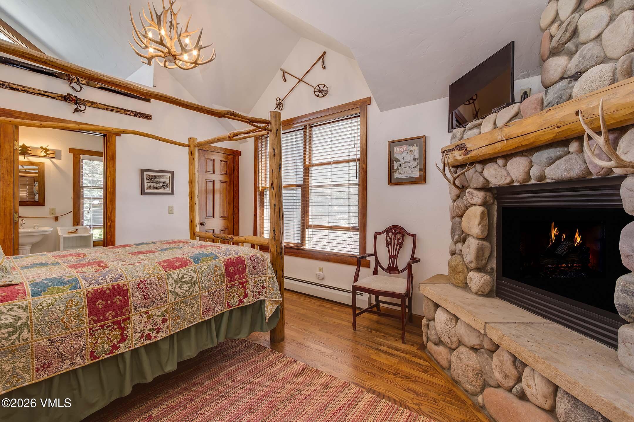 1013945 Property Photo 10