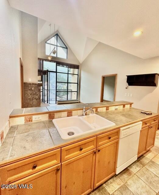 240 Chapel Place # Br309 Property Photo 6