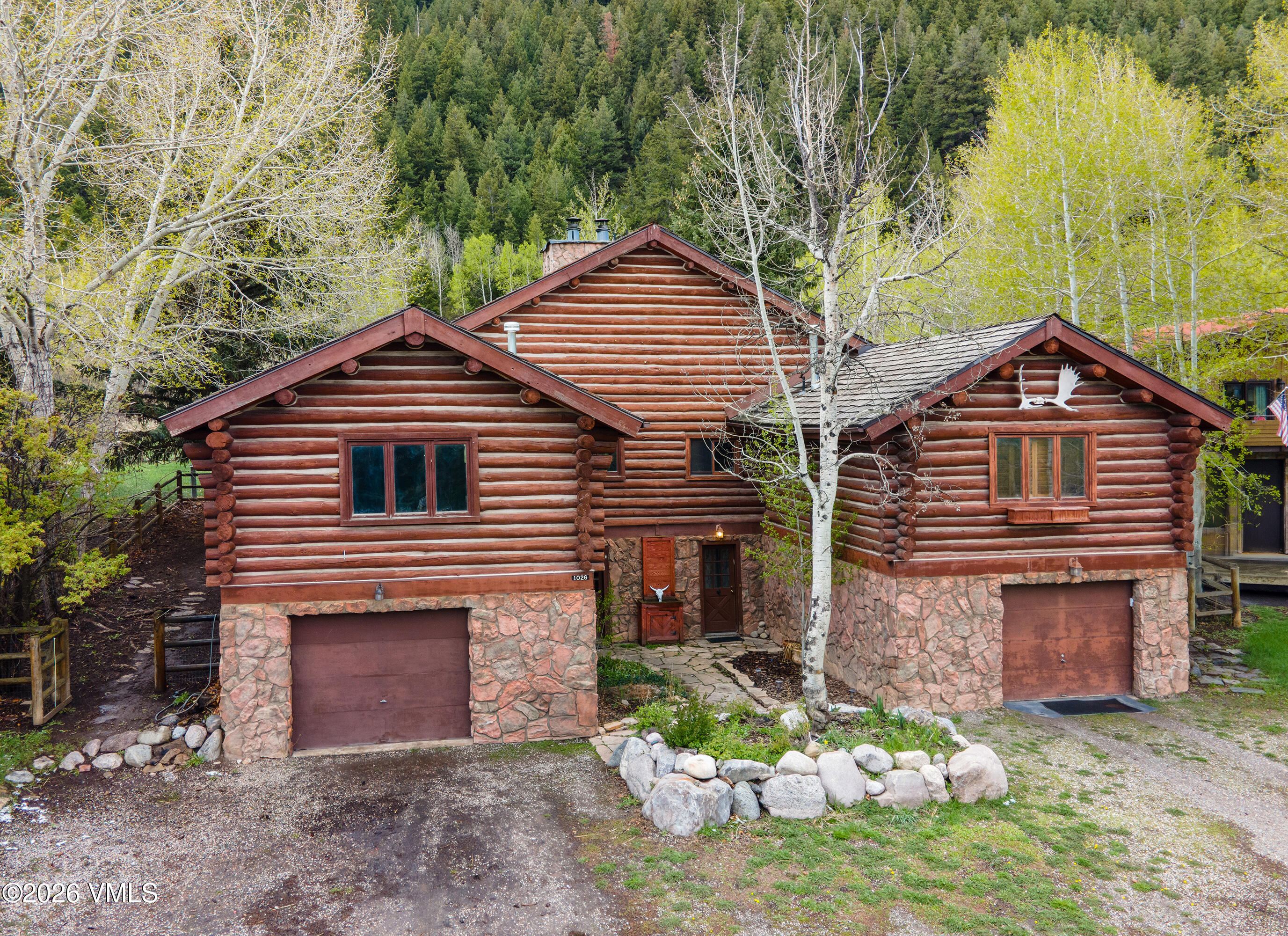 1026 Deer Boulevard B Property Photo 1