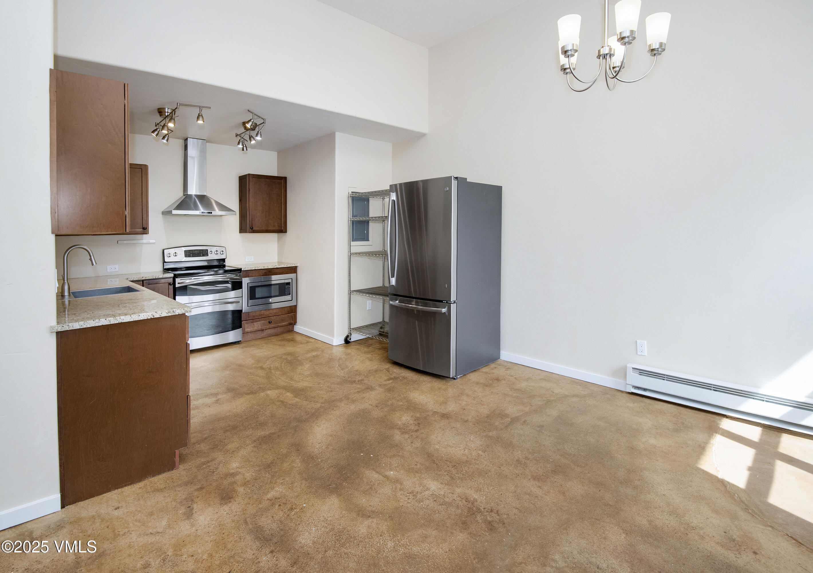 300 First Street B Property Photo 11