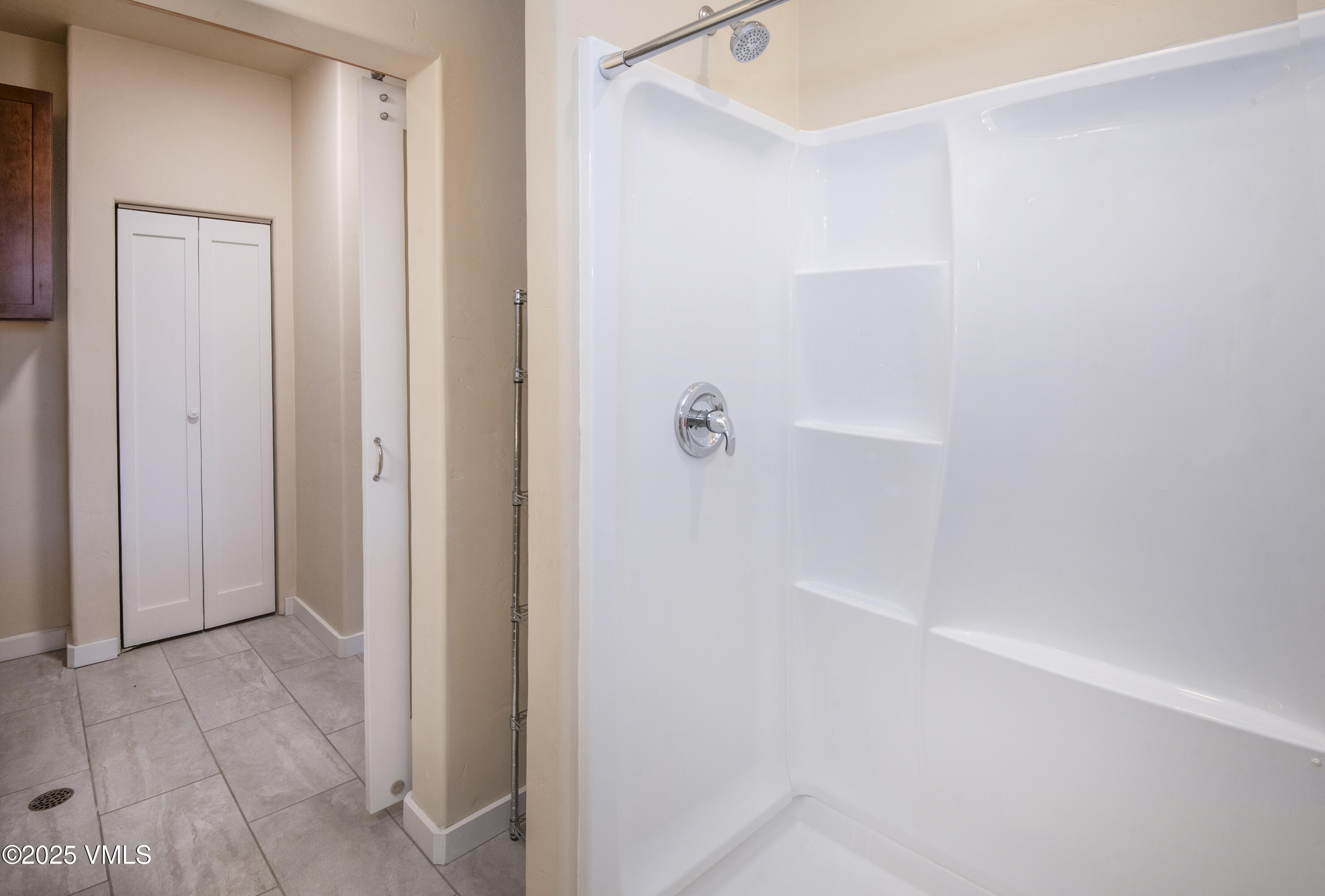 300 First Street B Property Photo 26