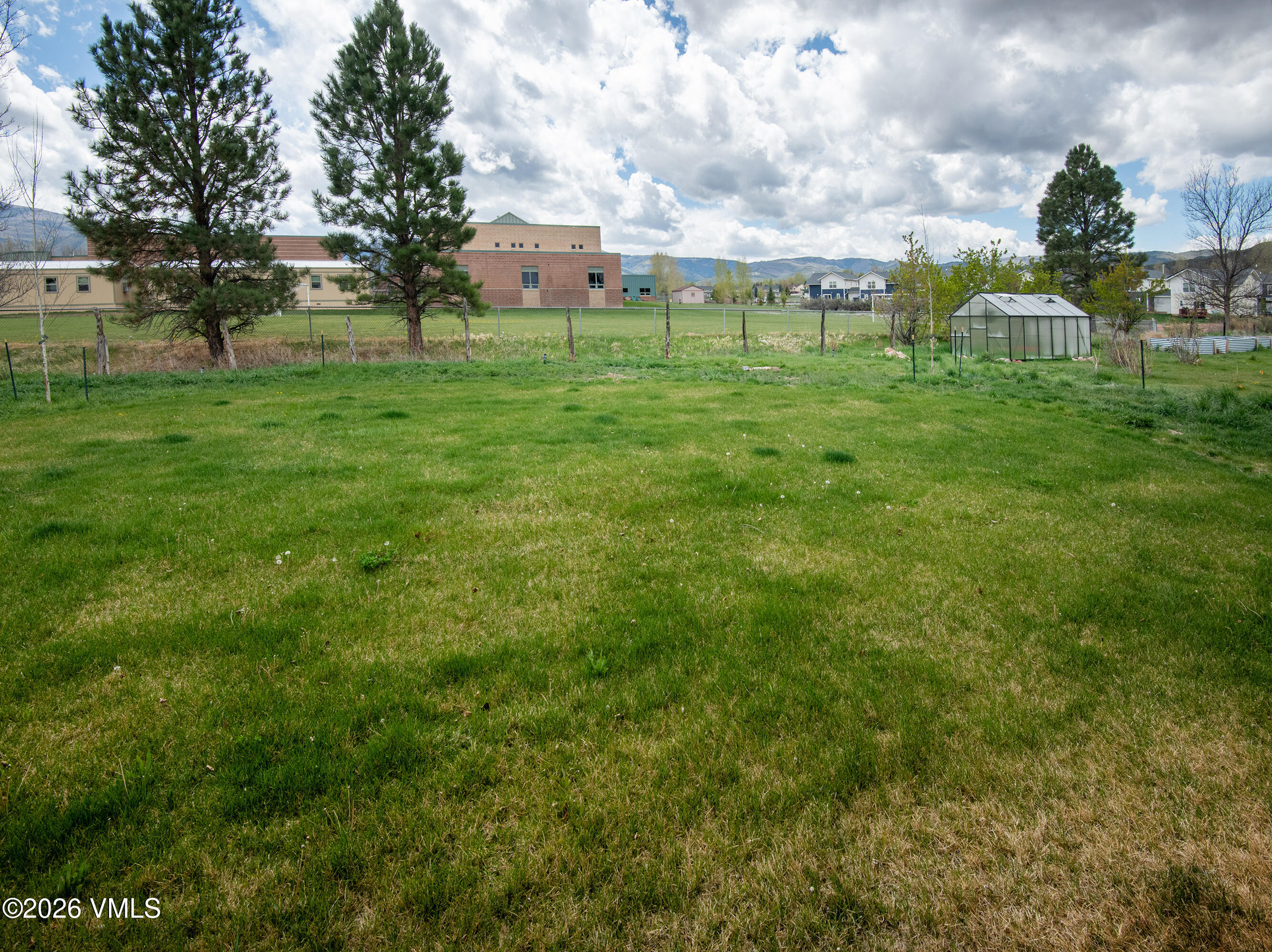 211 Timberwolf Property Photo 32