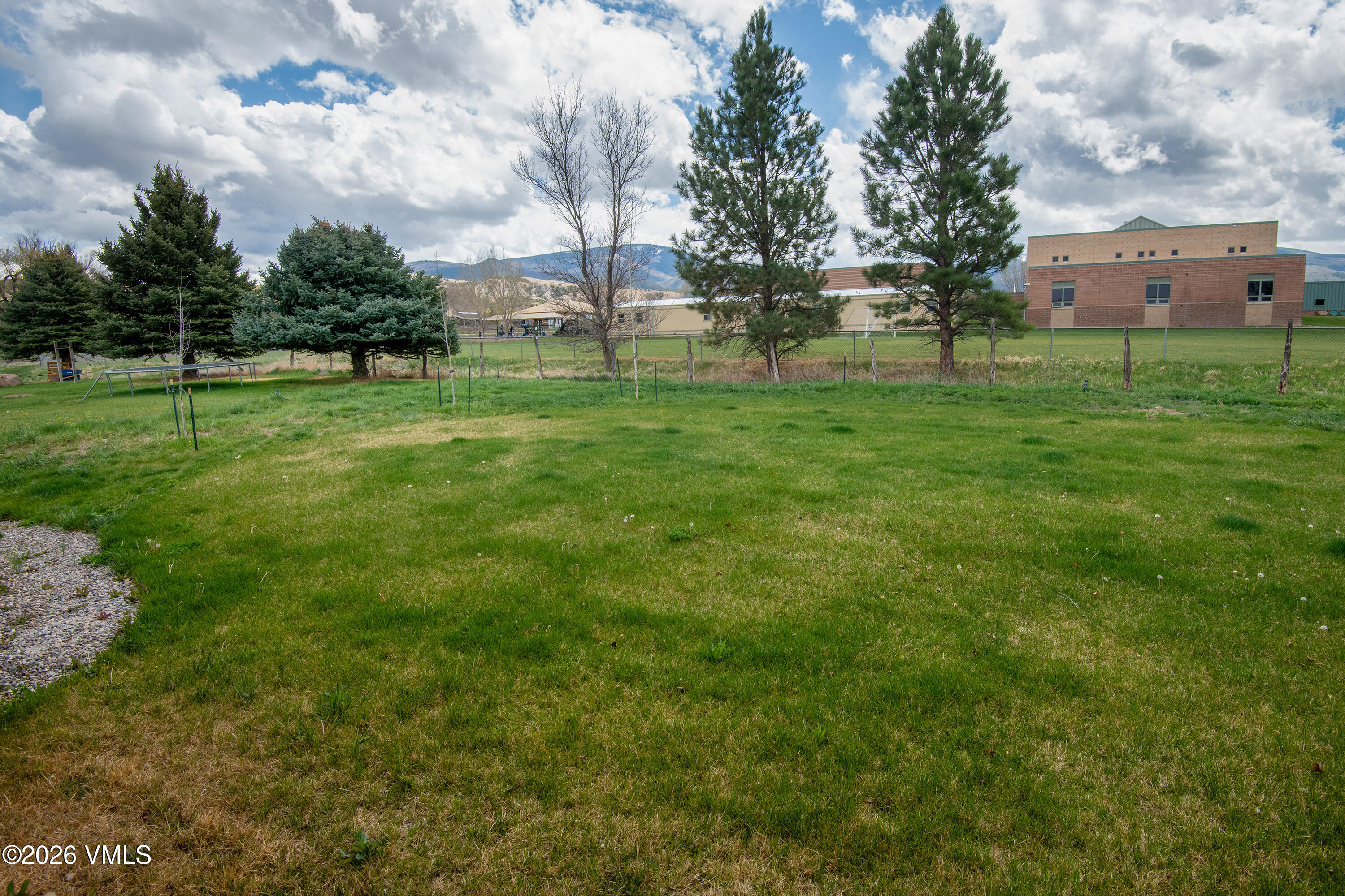 211 Timberwolf Property Photo 33