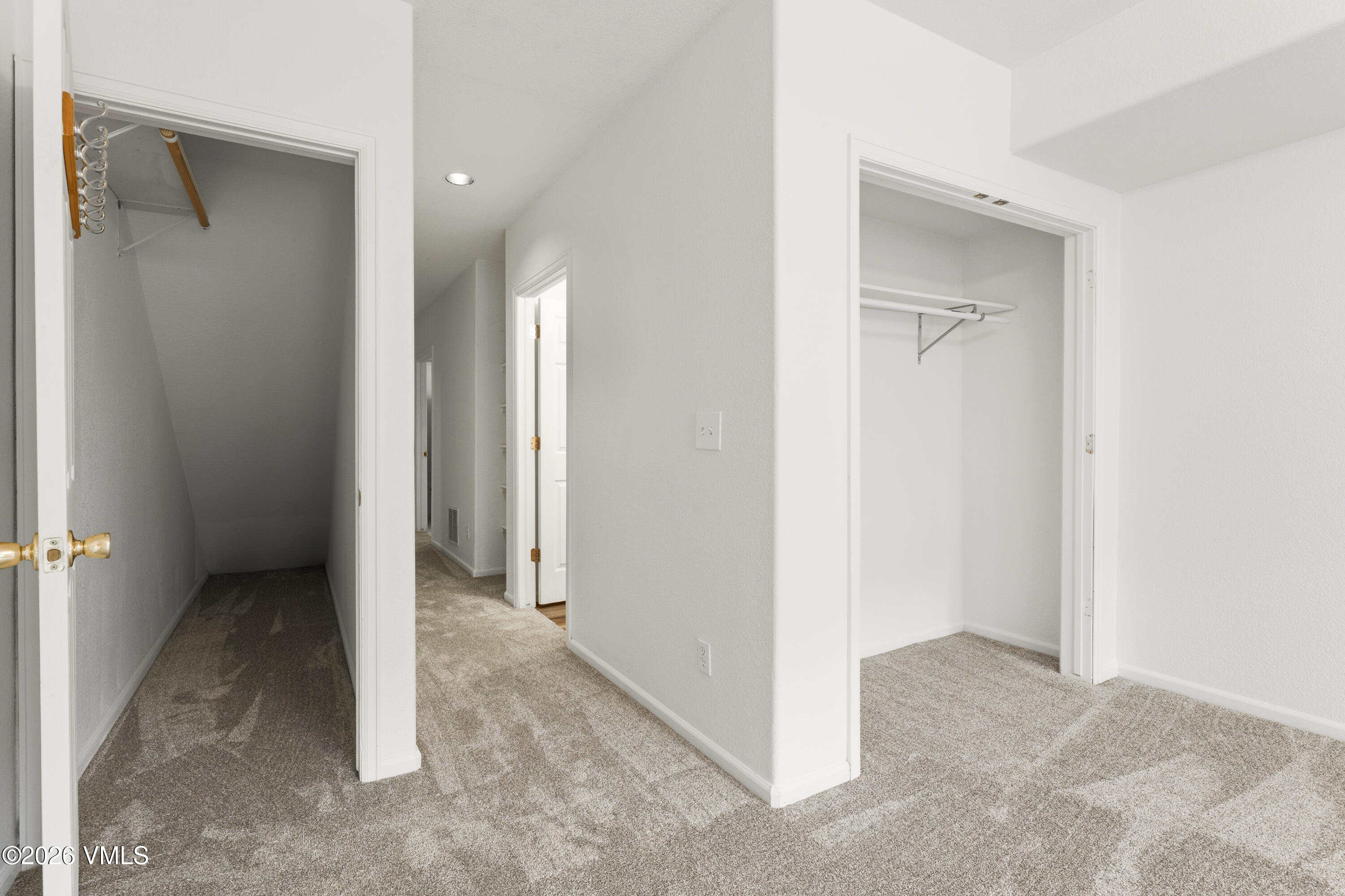 18 Chelsea Court Property Photo 33
