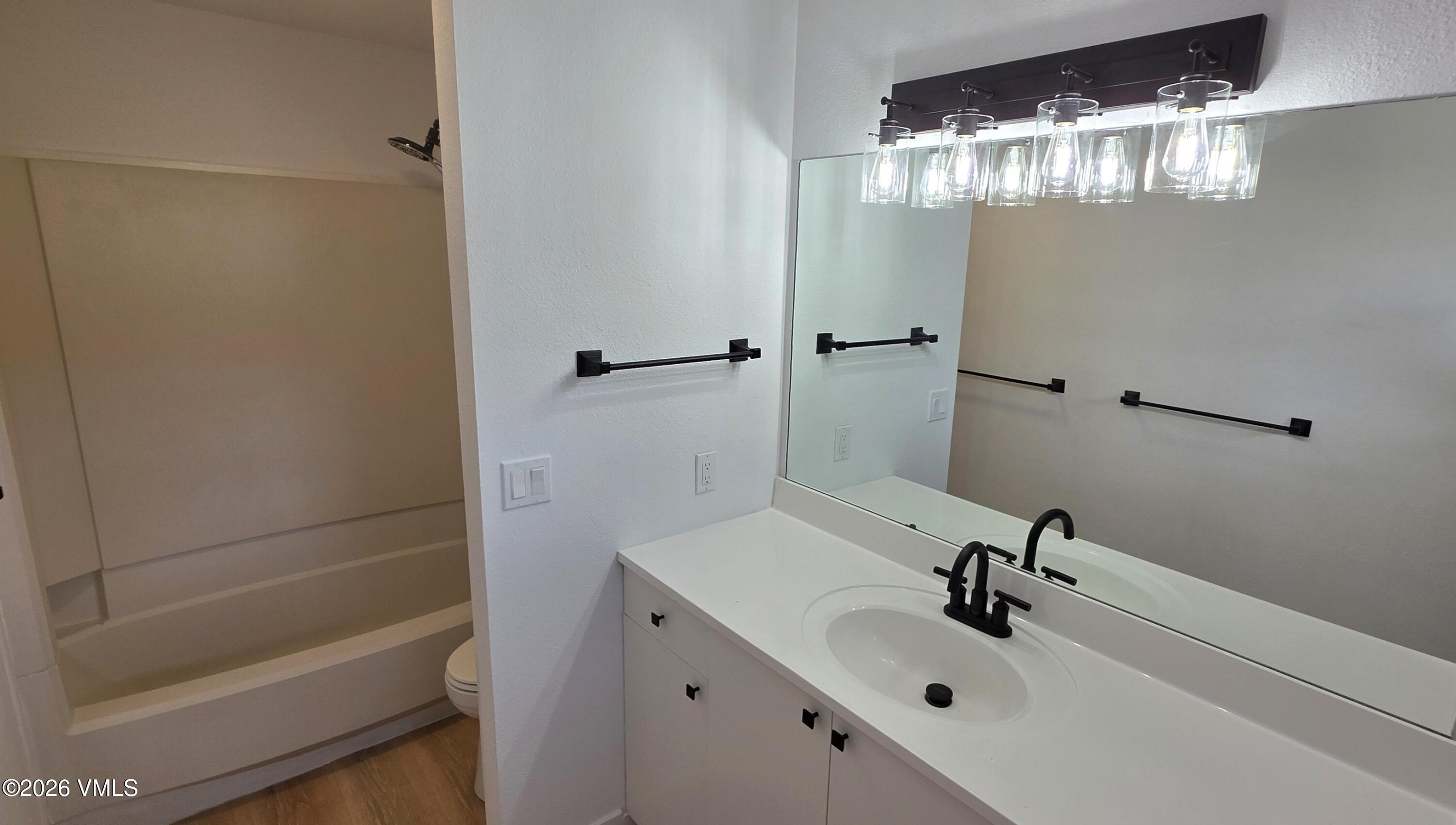 39371 U.s. 6 305 Property Photo 11