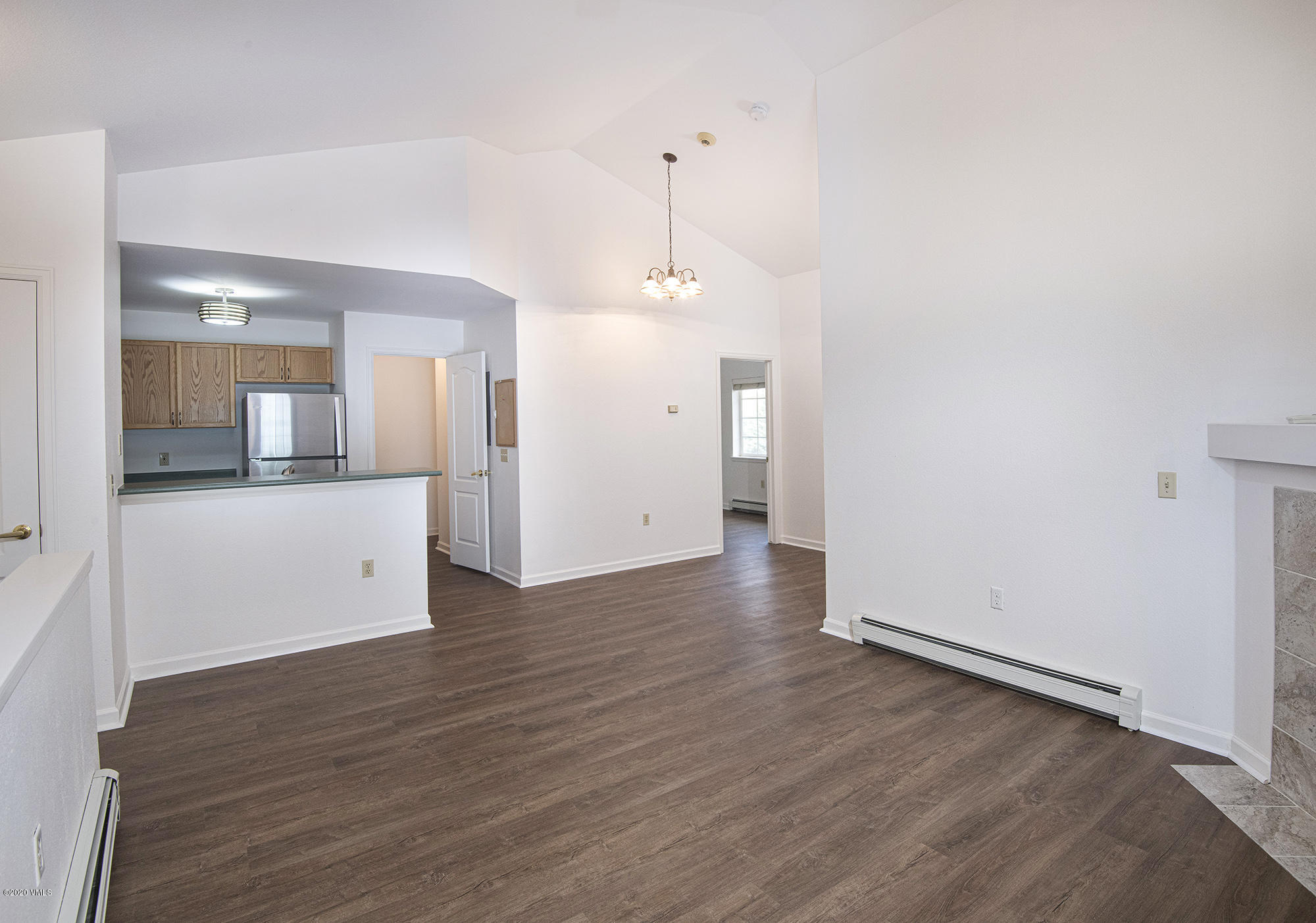 2103 Crazy Horse Circle Property Photo 4