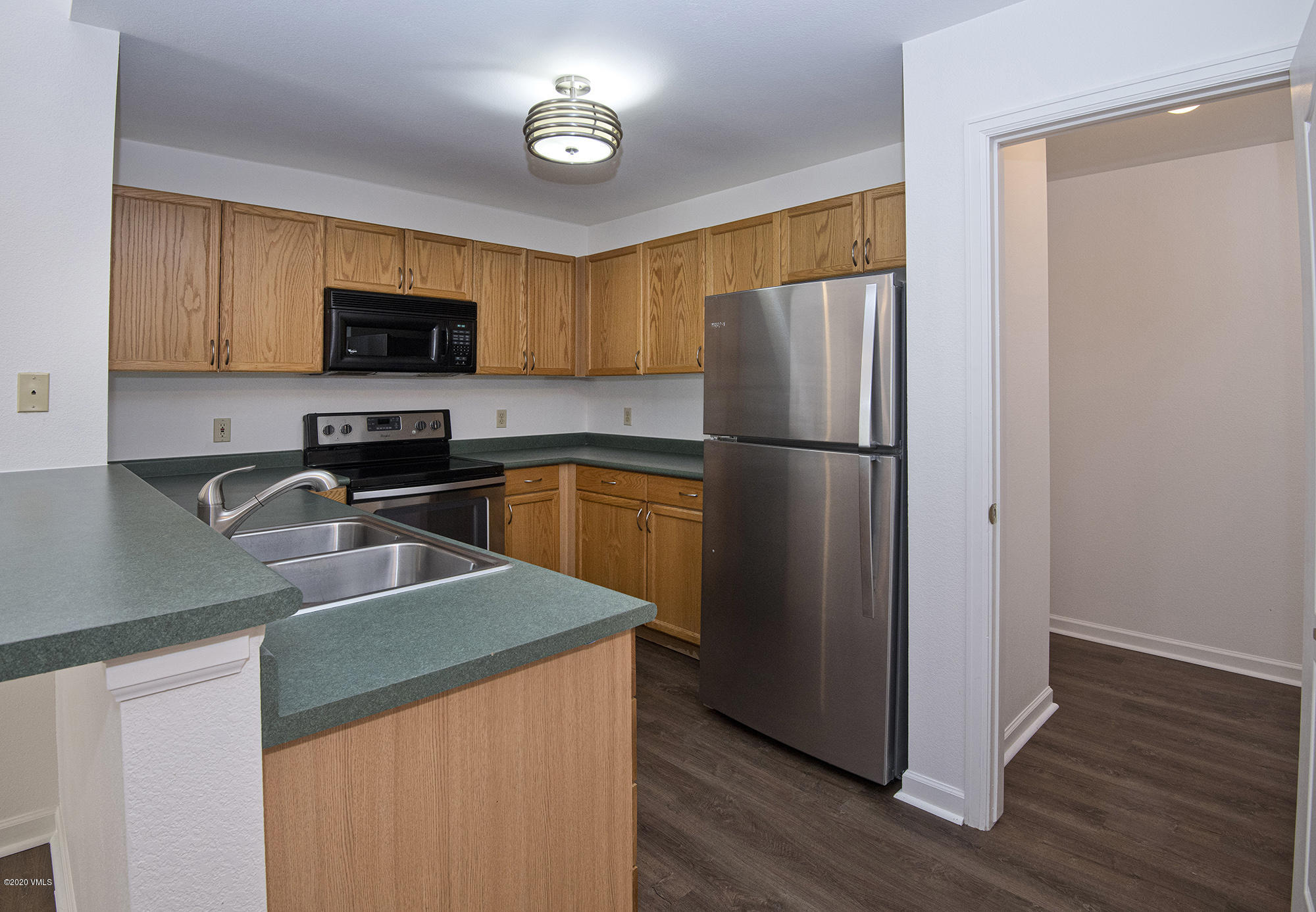 2103 Crazy Horse Circle Property Photo 6