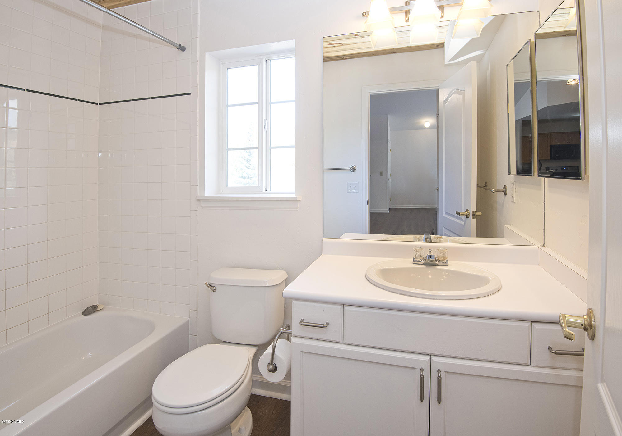 2103 Crazy Horse Circle Property Photo 10