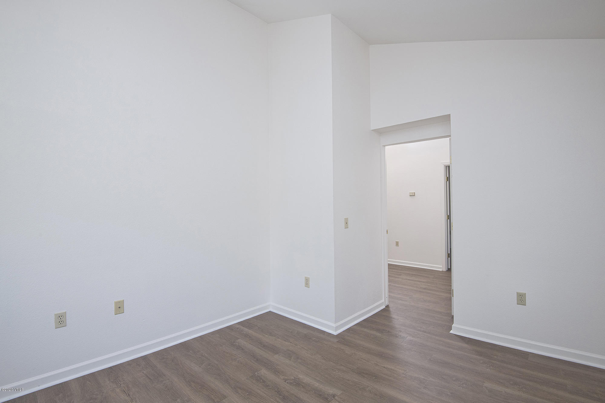 2103 Crazy Horse Circle Property Photo 13