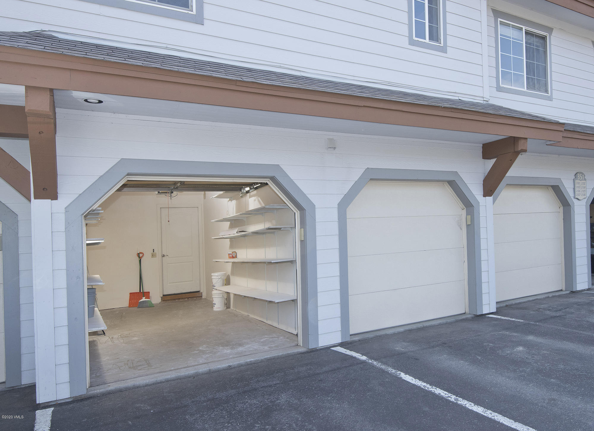 2103 Crazy Horse Circle Property Photo 18