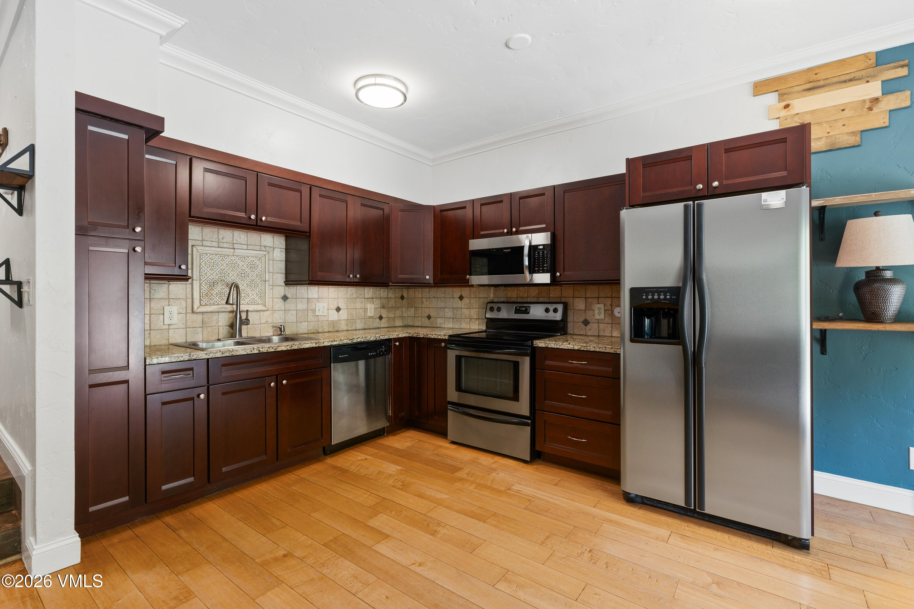 4192 Spruce Way Unit 103a Property Photo 6