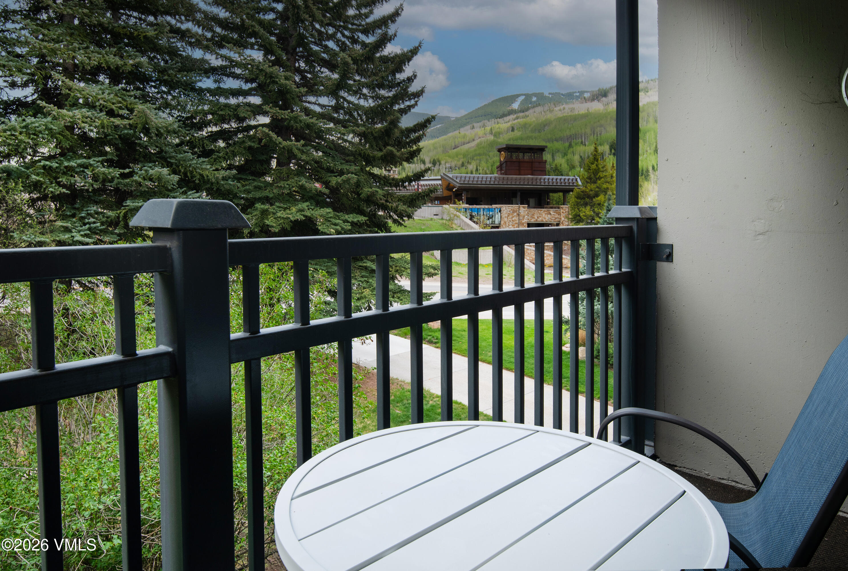 508 E Lionshead 208 Property Photo 16