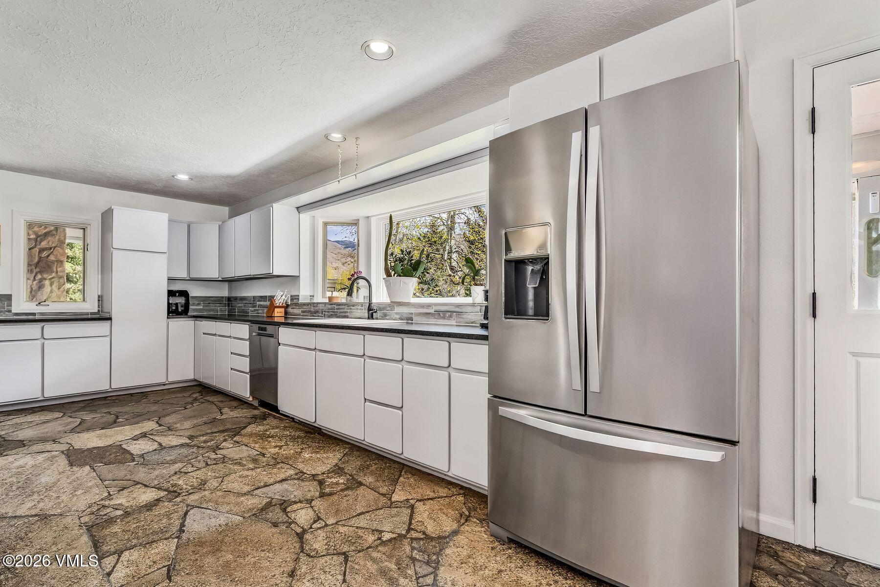 780 Deer Boulevard Property Photo 13