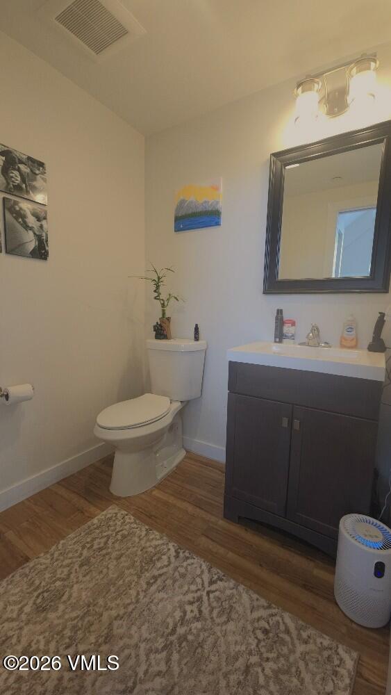 120 E 3rd Street Property Photo 12