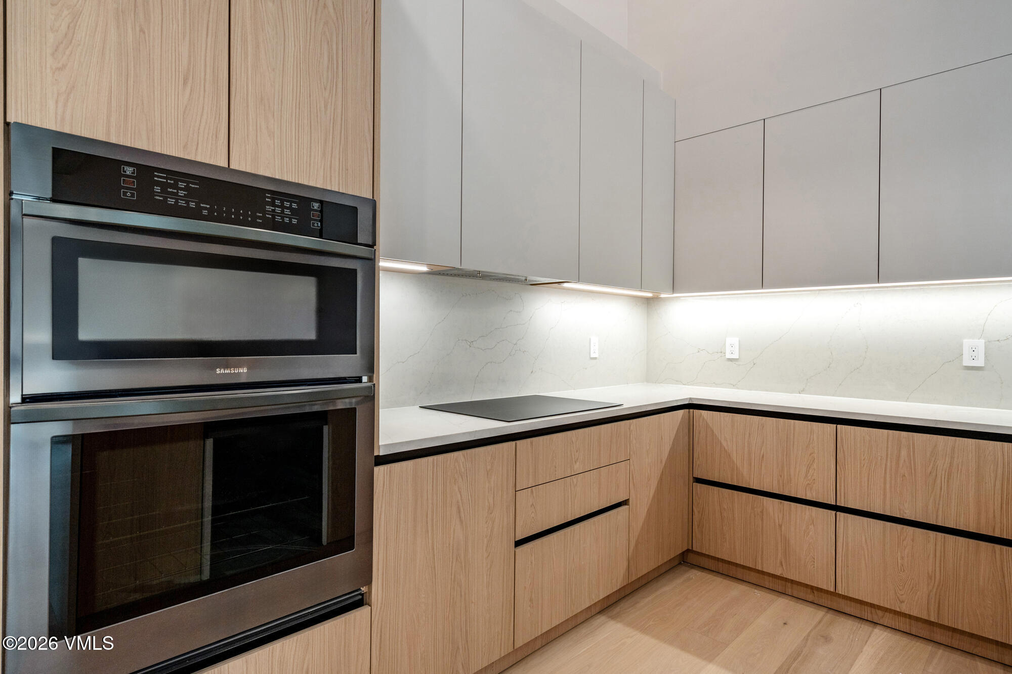 160 Riverside Court # 4 Property Photo 16