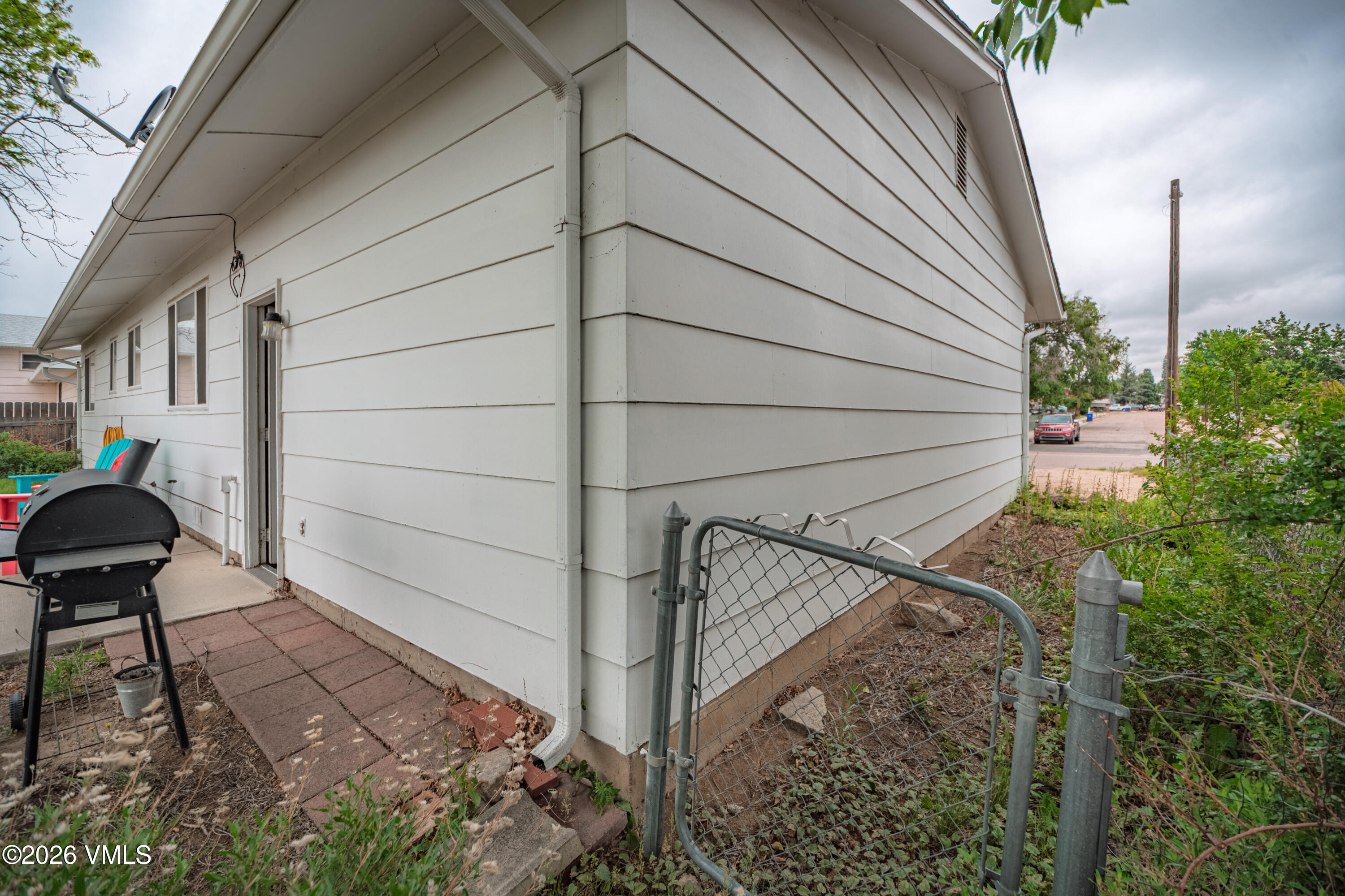 7509 Fortman Avenue Property Photo 17