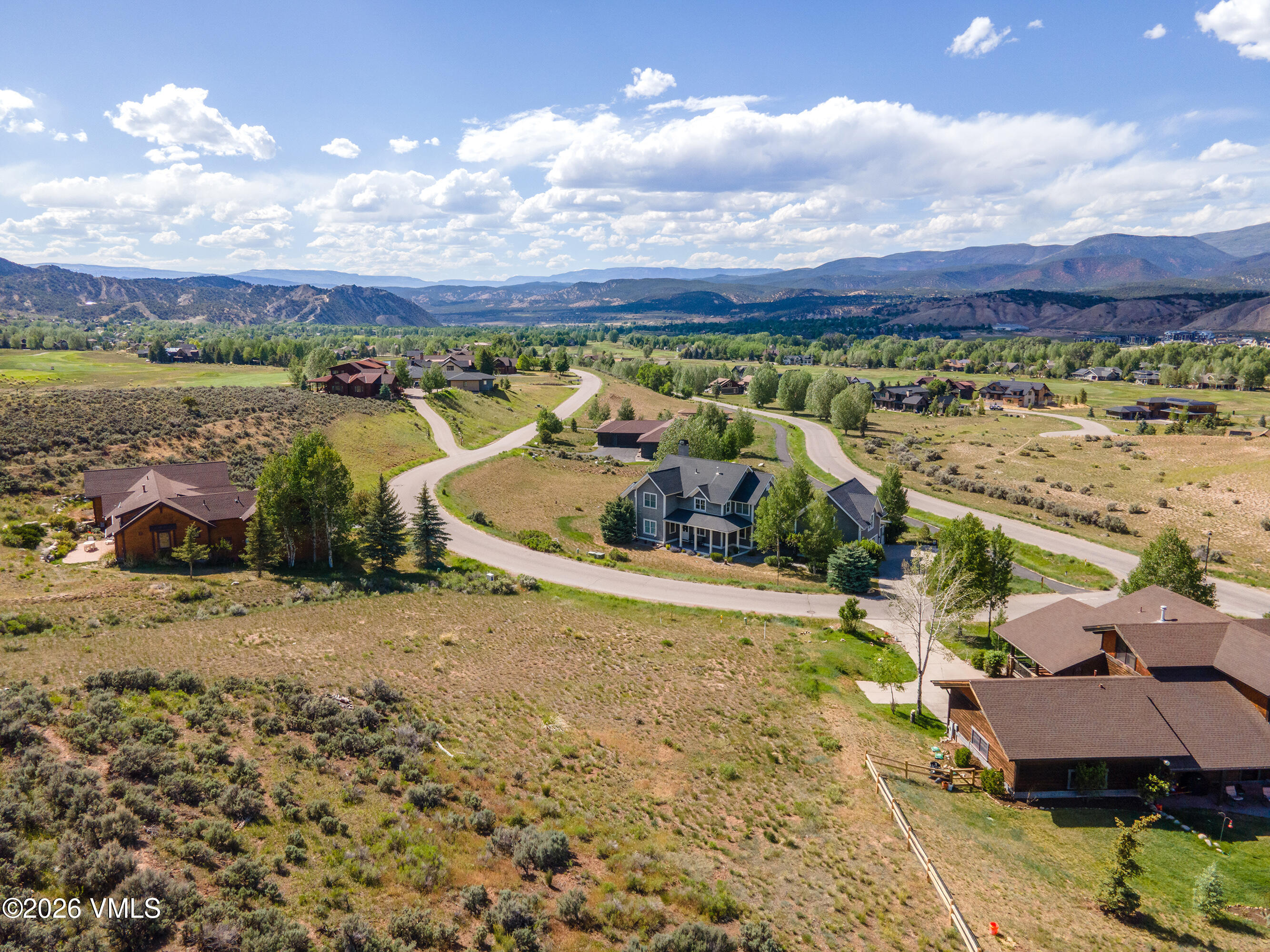 33 Harvester Court Property Photo 1