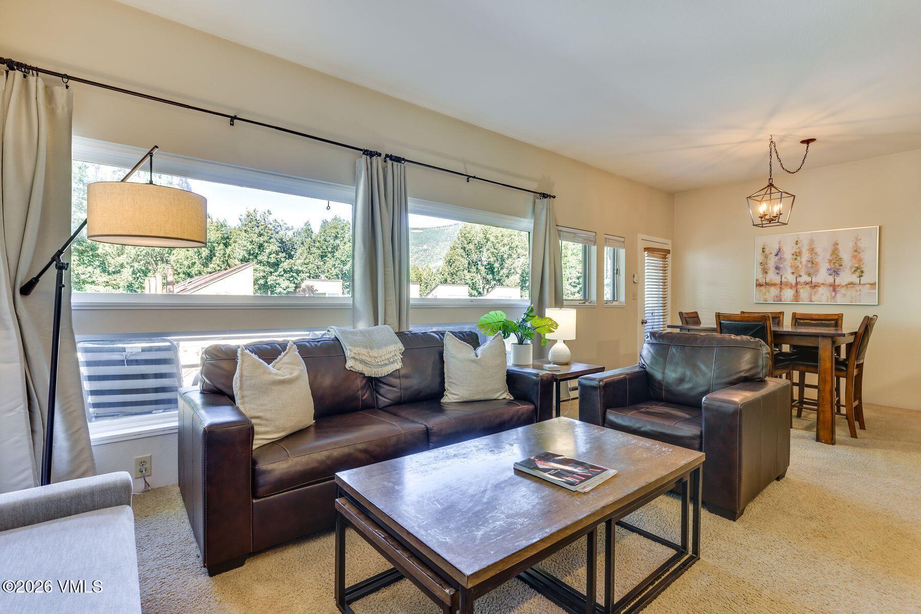 4061 Bighorn 12-e Property Photo 5