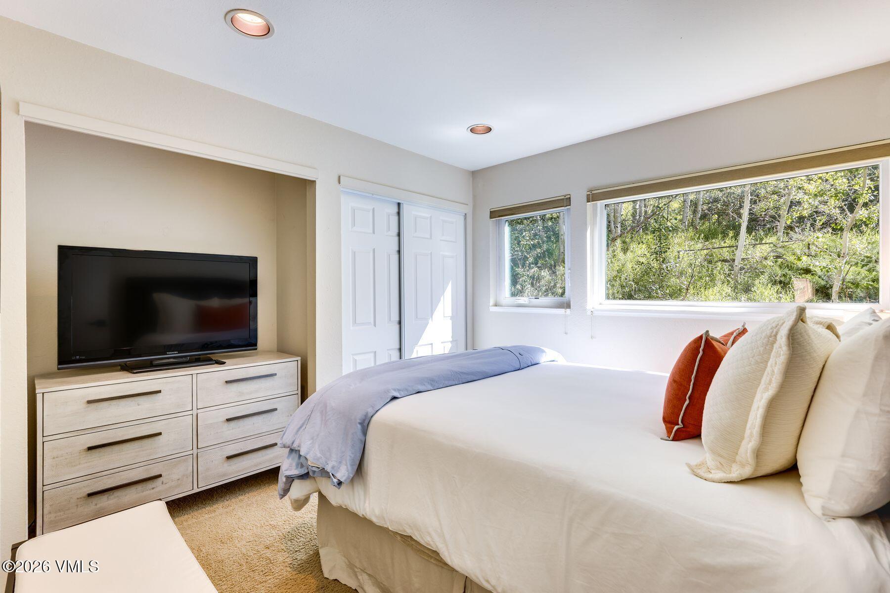 4061 Bighorn 12-e Property Photo 15