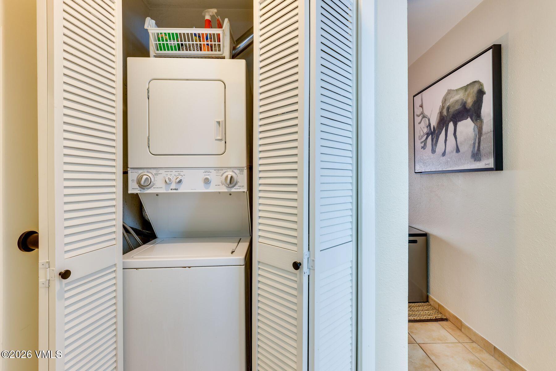 4061 Bighorn 12-e Property Photo 17