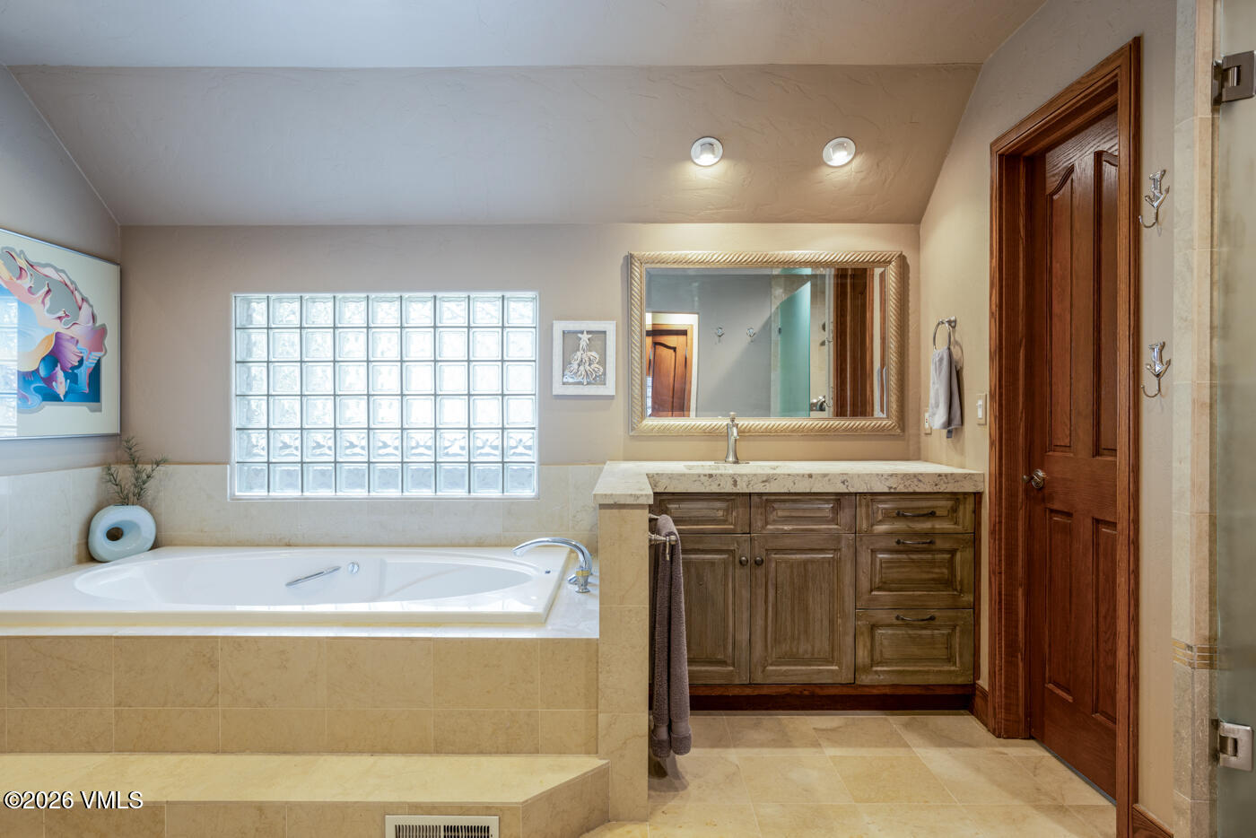 511 Rawhide Road Property Photo 18
